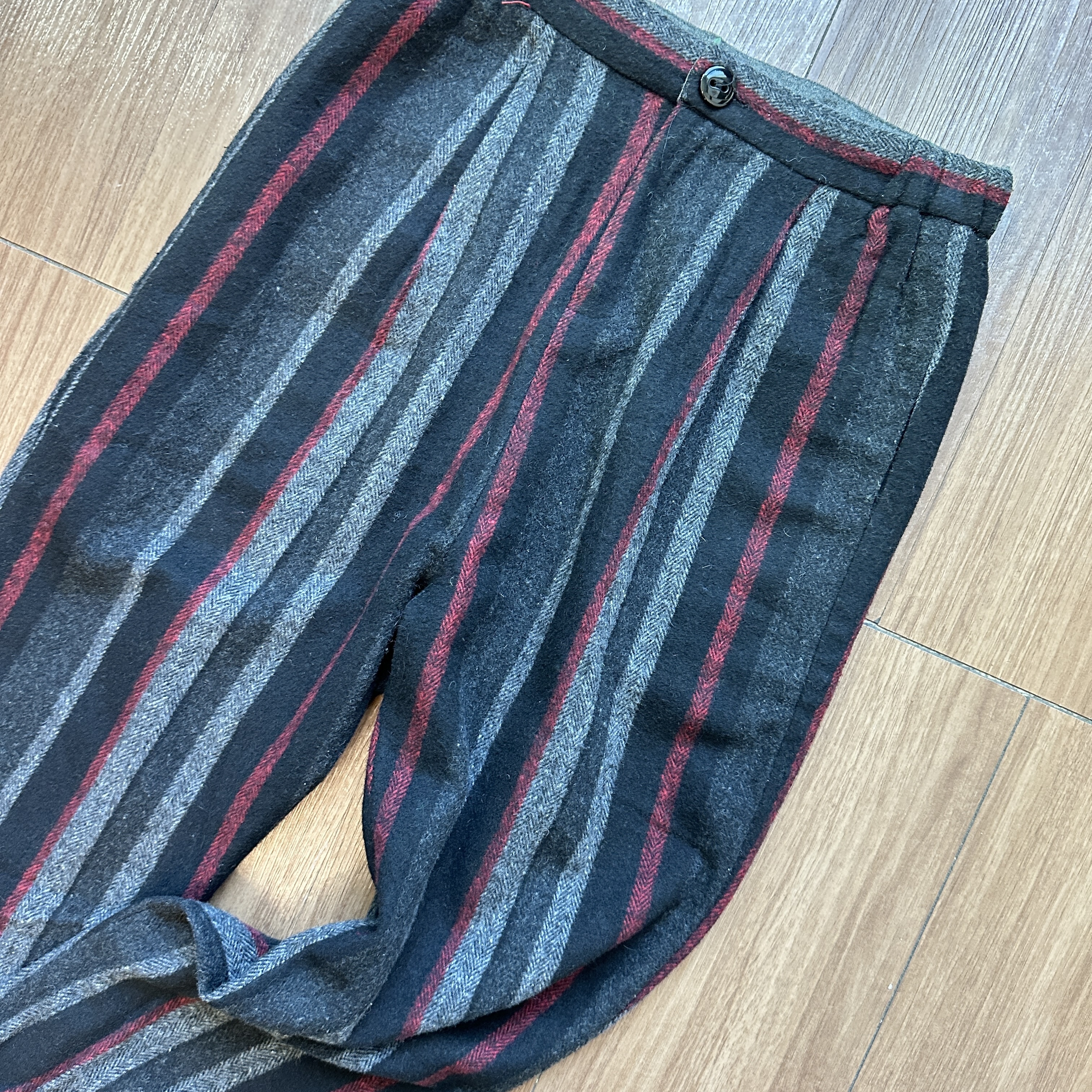 深淺灰色條紋羊毛長褲