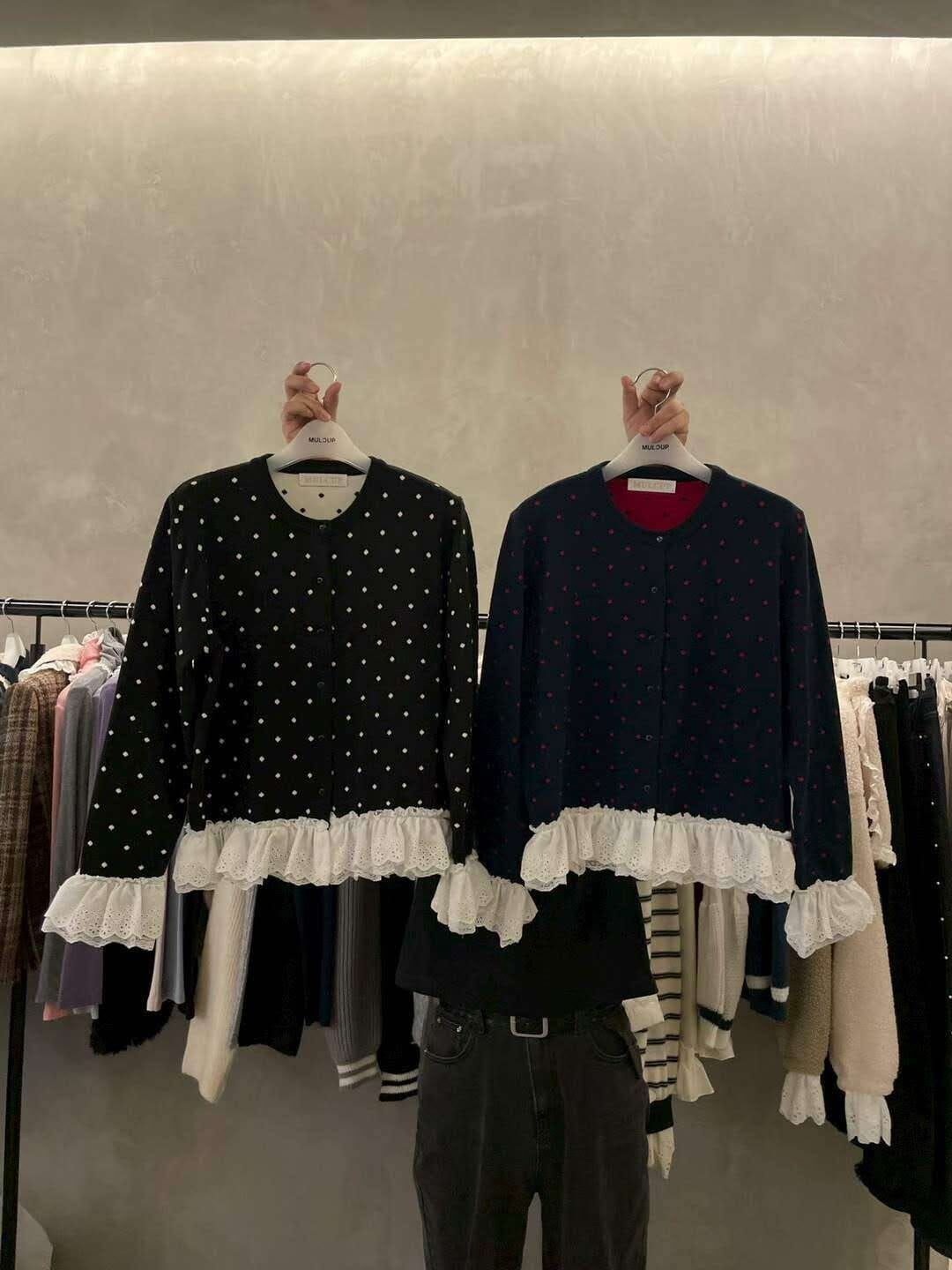 MP5443 蕾絲包邊點點紐扣外套 *特價* (優惠碼同充值購物金不適用)