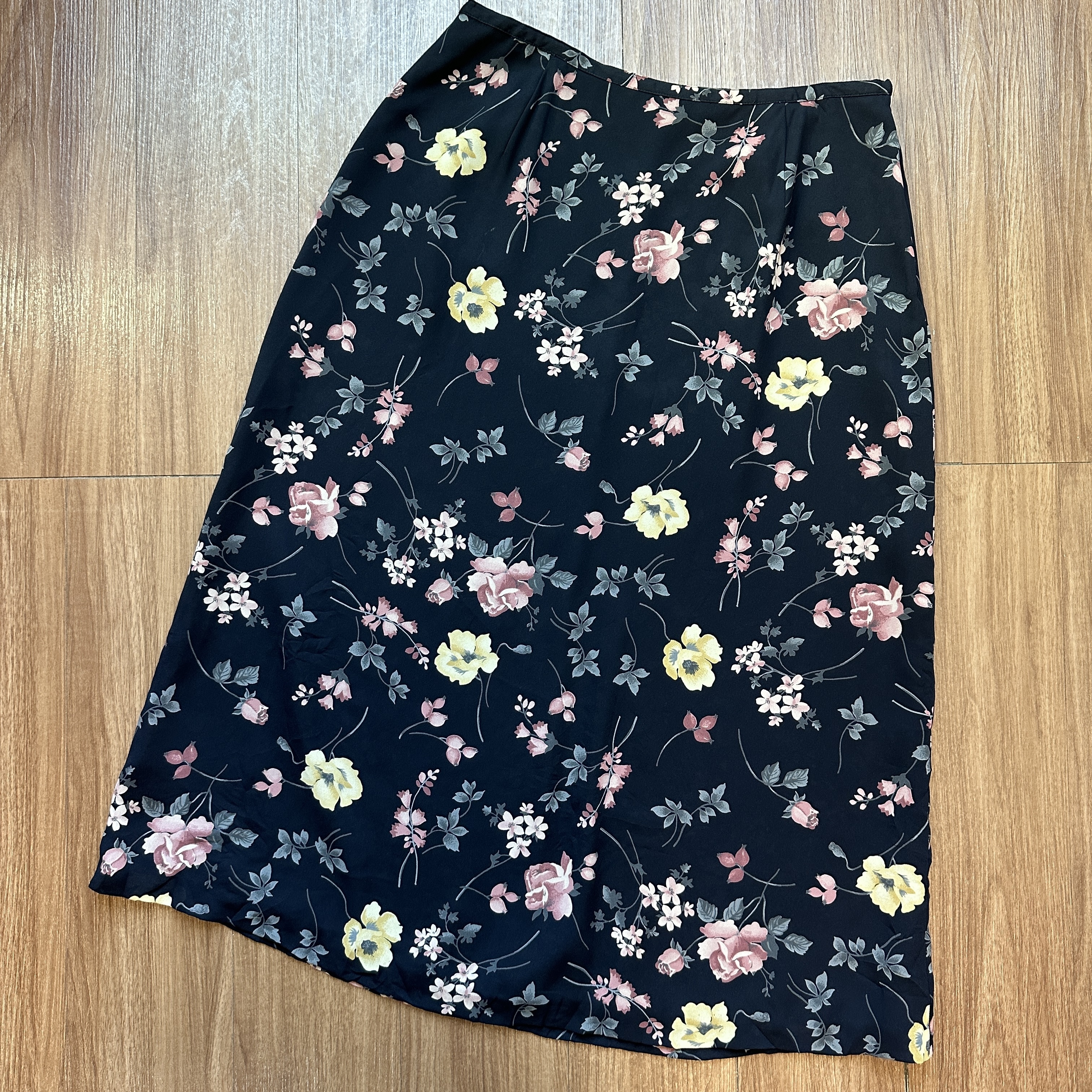 黑色大花雪紡半身裙