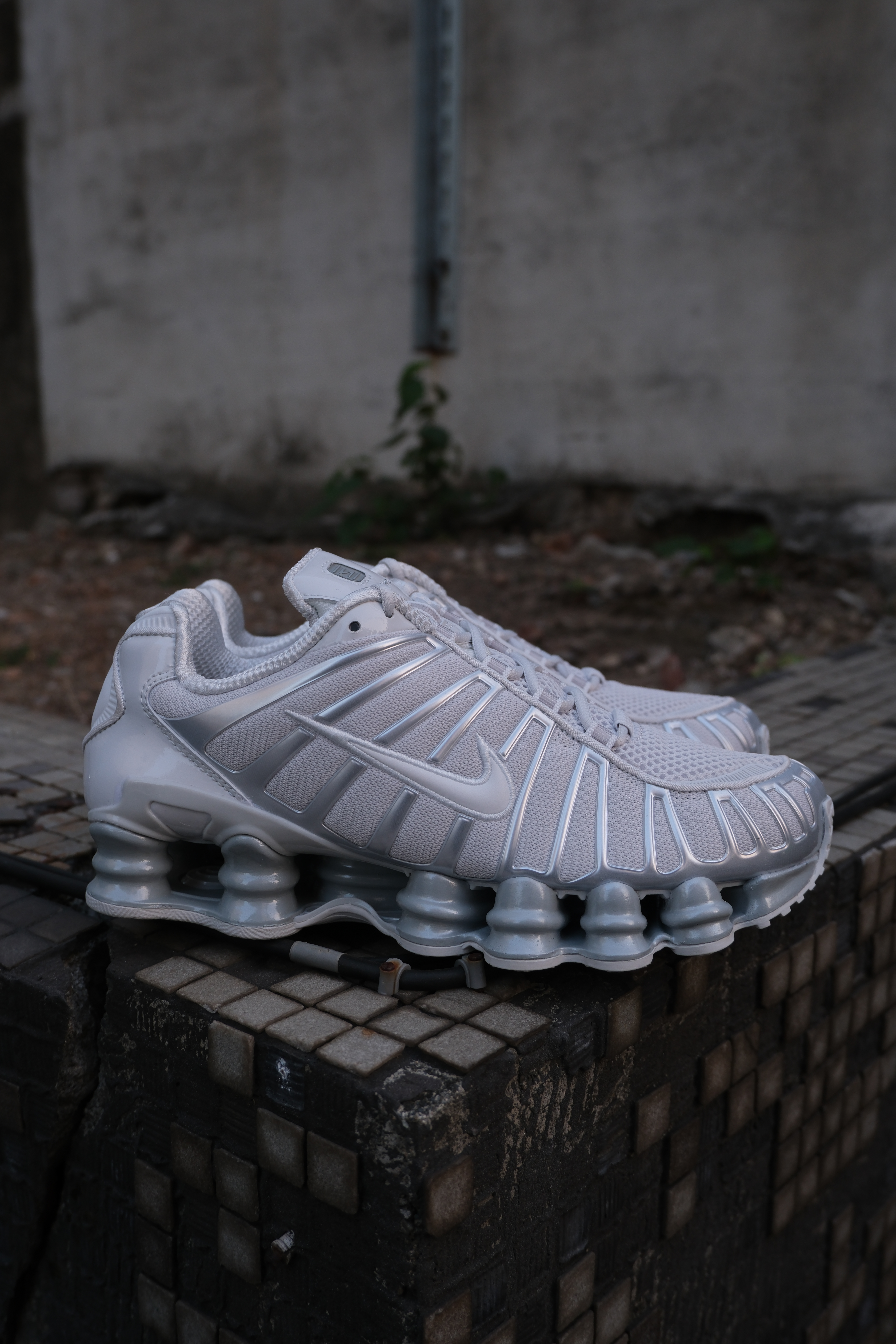 Nike Shox TL 灰銀 彈簧鞋 女鞋 IB1087-002