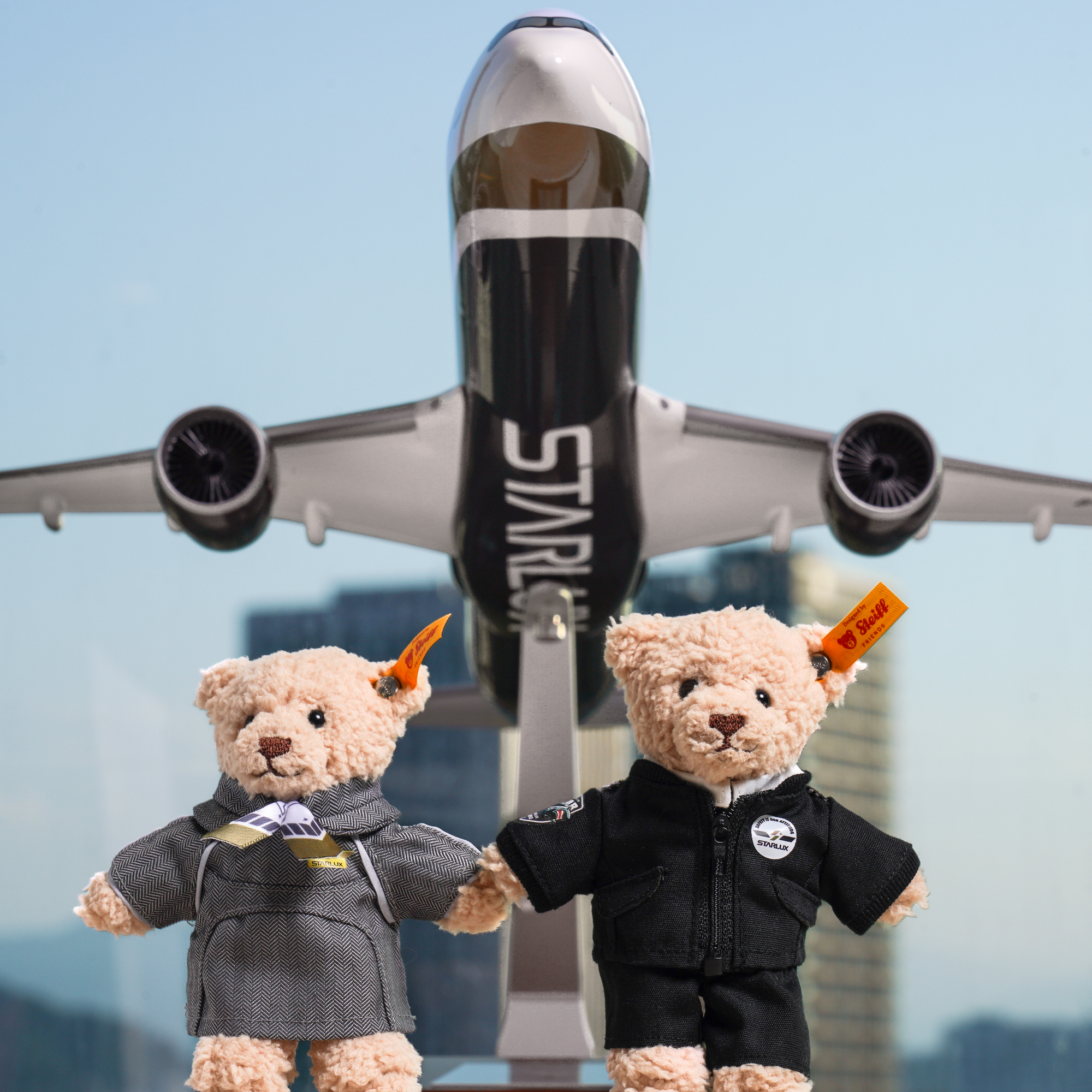 STEIFF x STARLUX Pilot Bear Key Ring