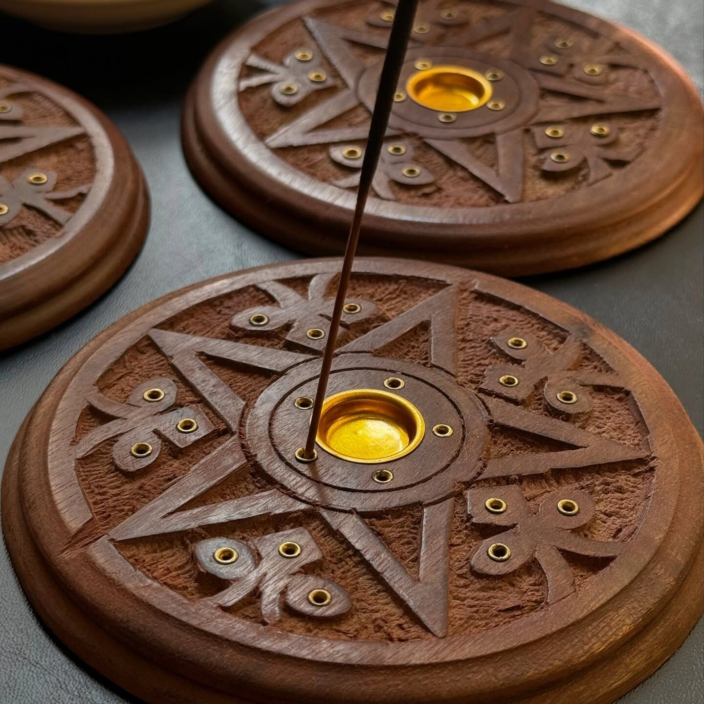 [原石] 水晶球座 / 線香盤