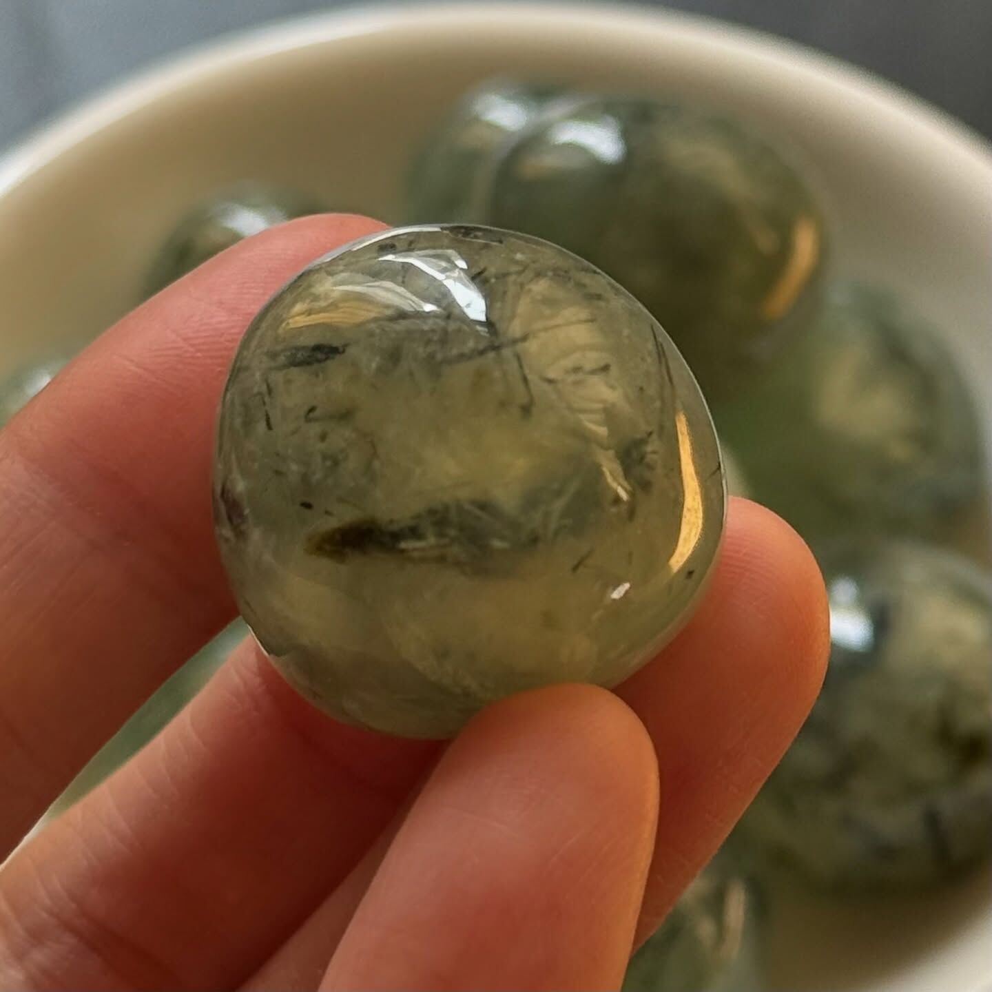 [原石] 葡萄石 水晶滾石