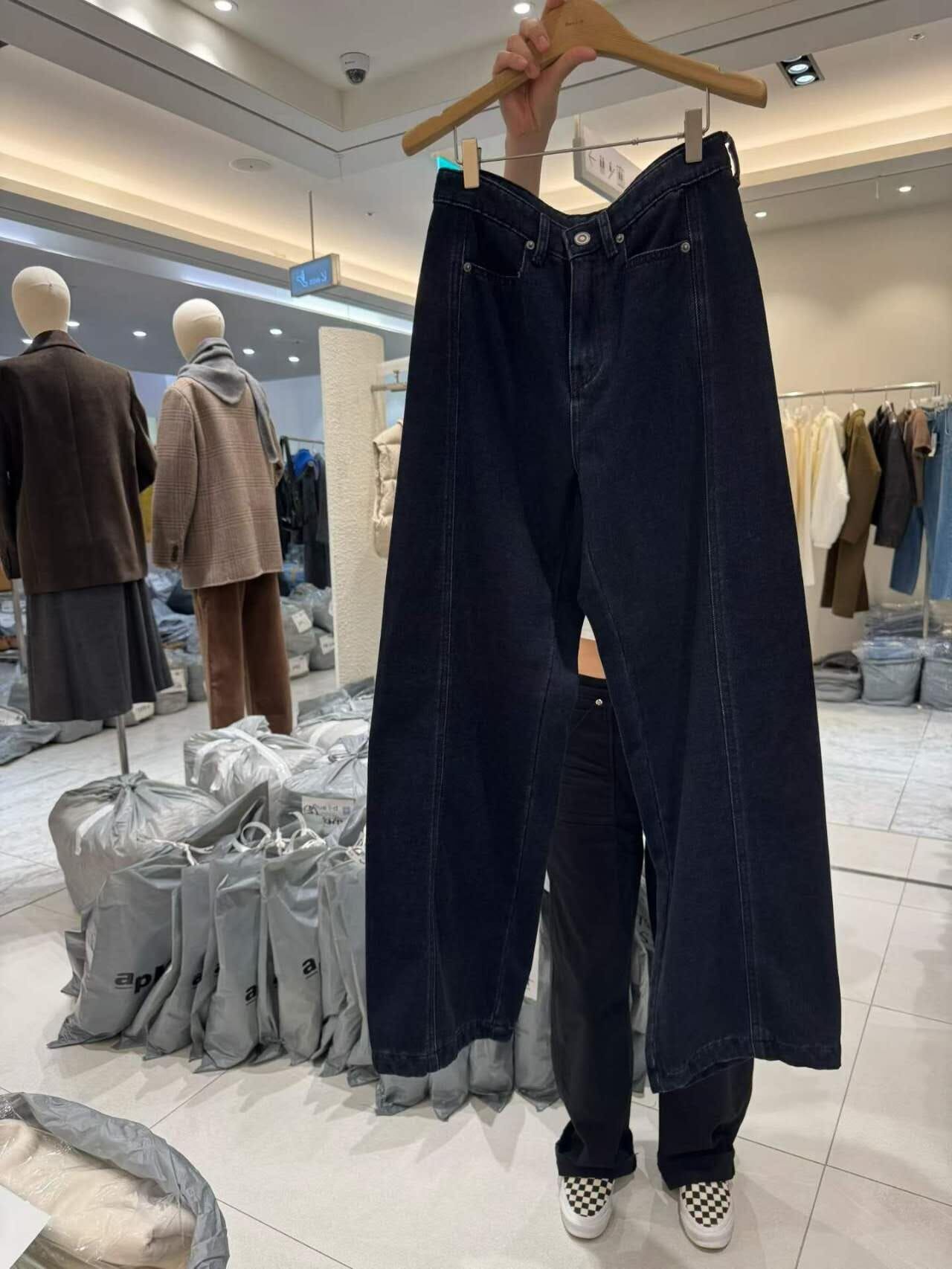 BI5438 弧形闊腳牛仔褲 *特價* (優惠碼同充值購物金不適用)