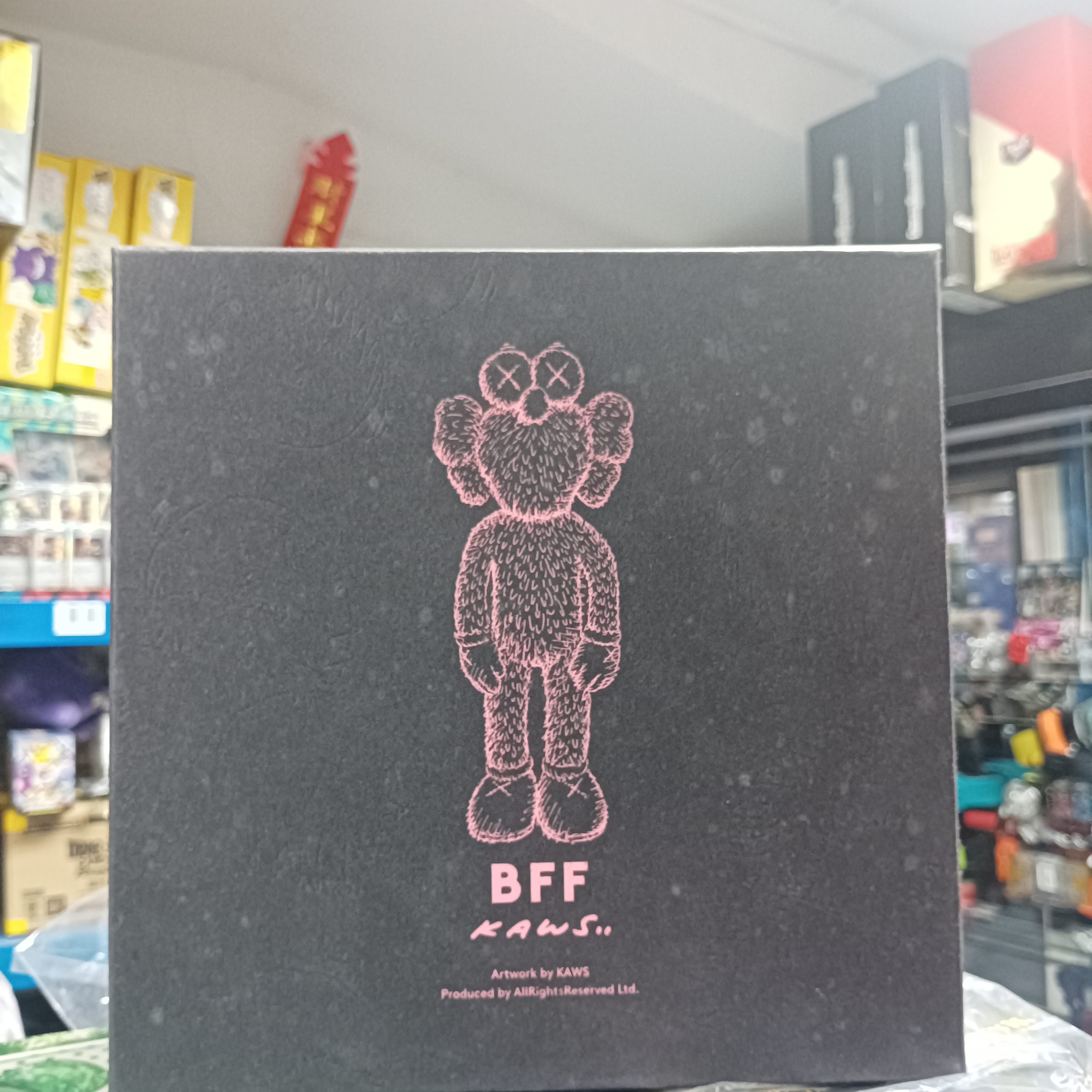寄賣-kaws BFF black 毛公仔