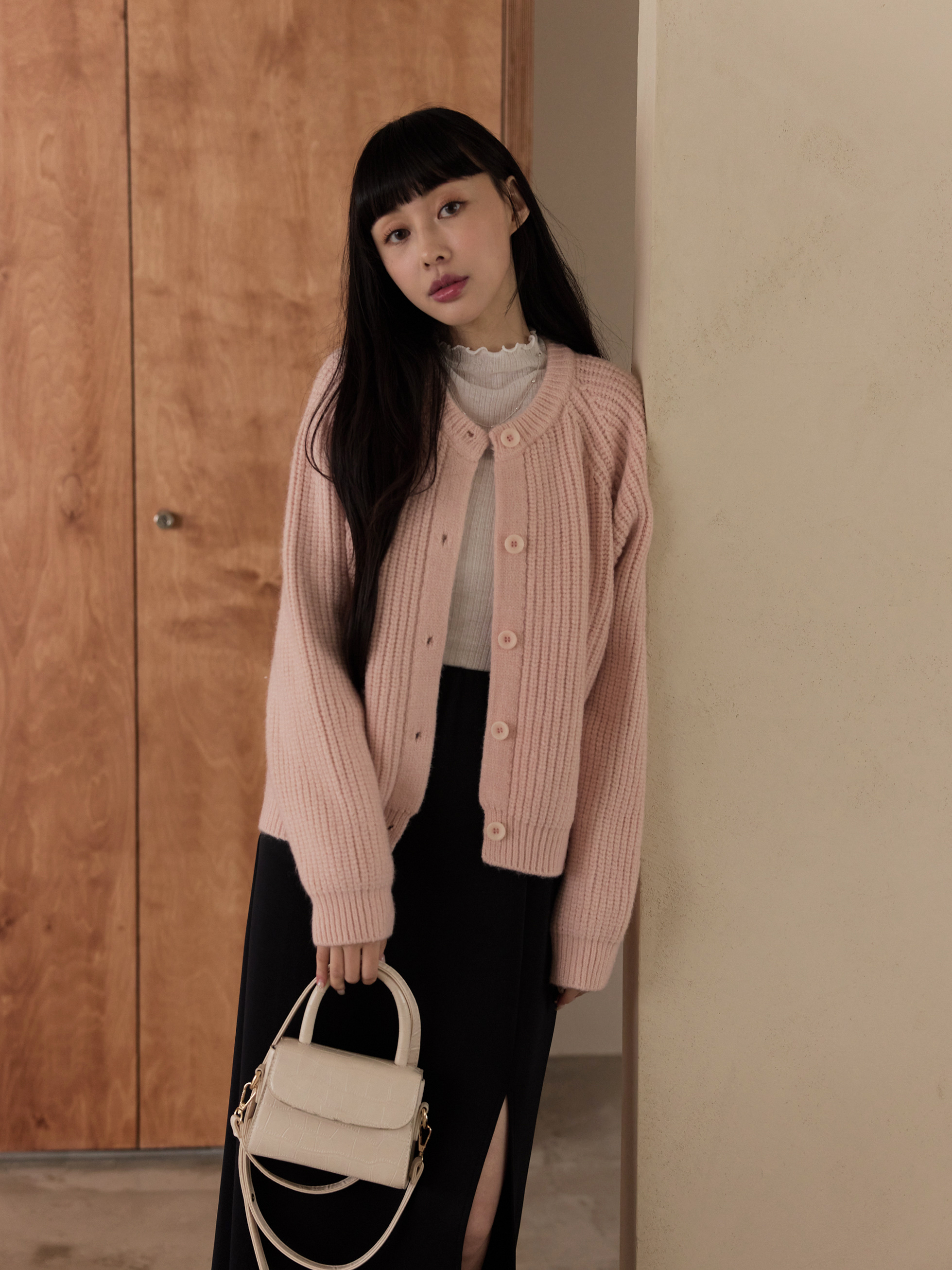 厚實粗鉤織圓領排釦外套