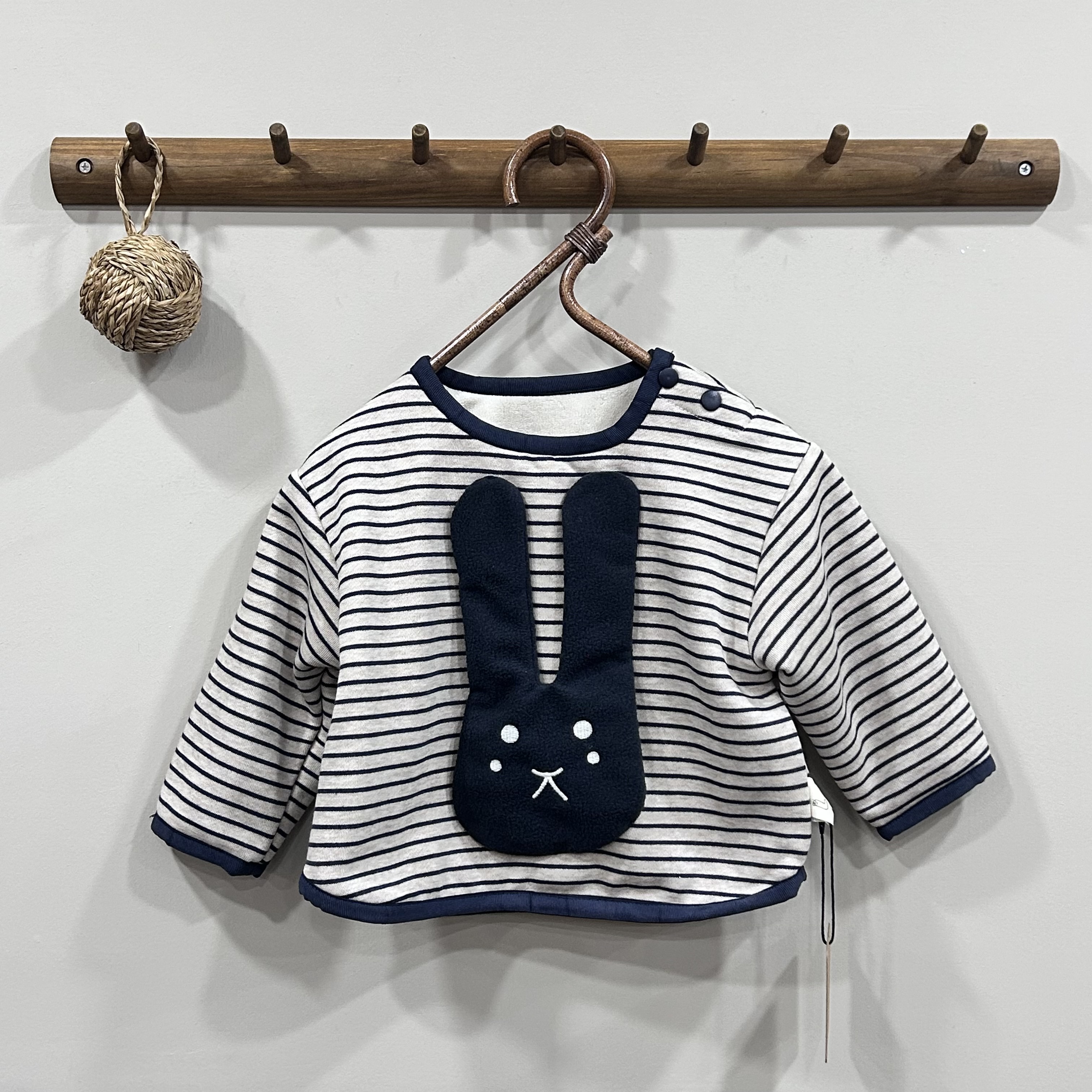 A04033兔兔條紋上衣