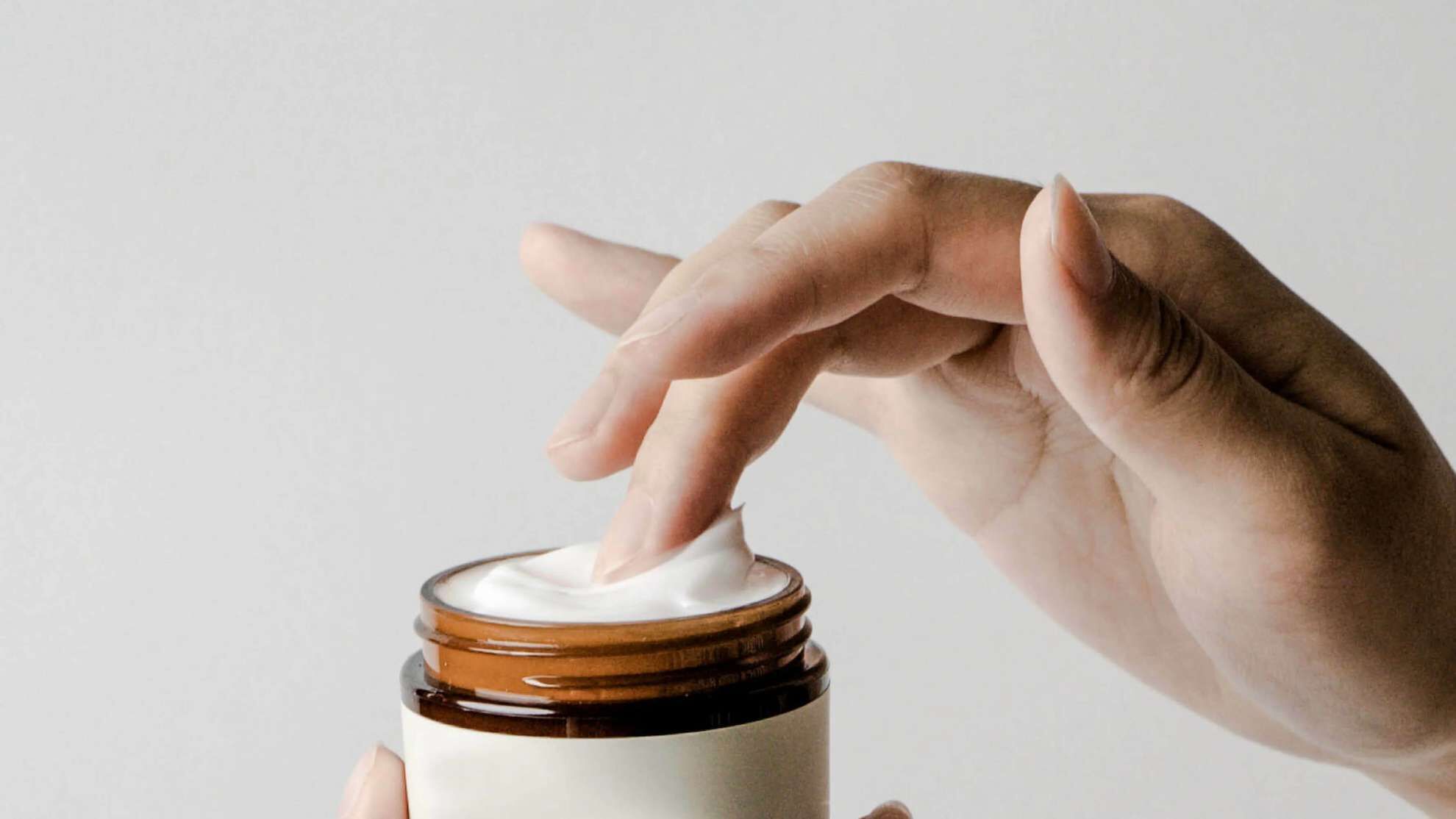 角鯊烷經常添加於乳霜產品中