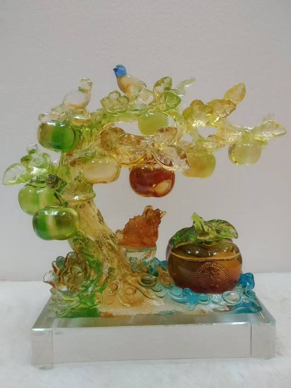 [S] GEMZ & CO JXTA SHI SHI RUYI LIU LI TREE, V690 (V690)