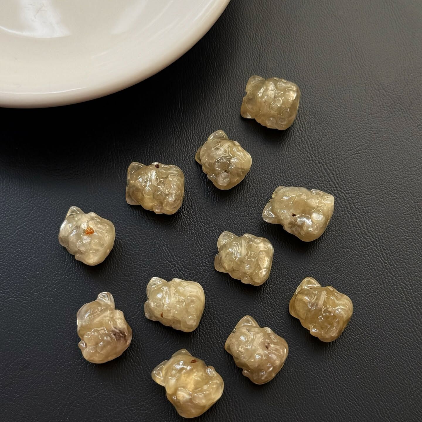 [原石] 金雲母 九尾狐 通孔