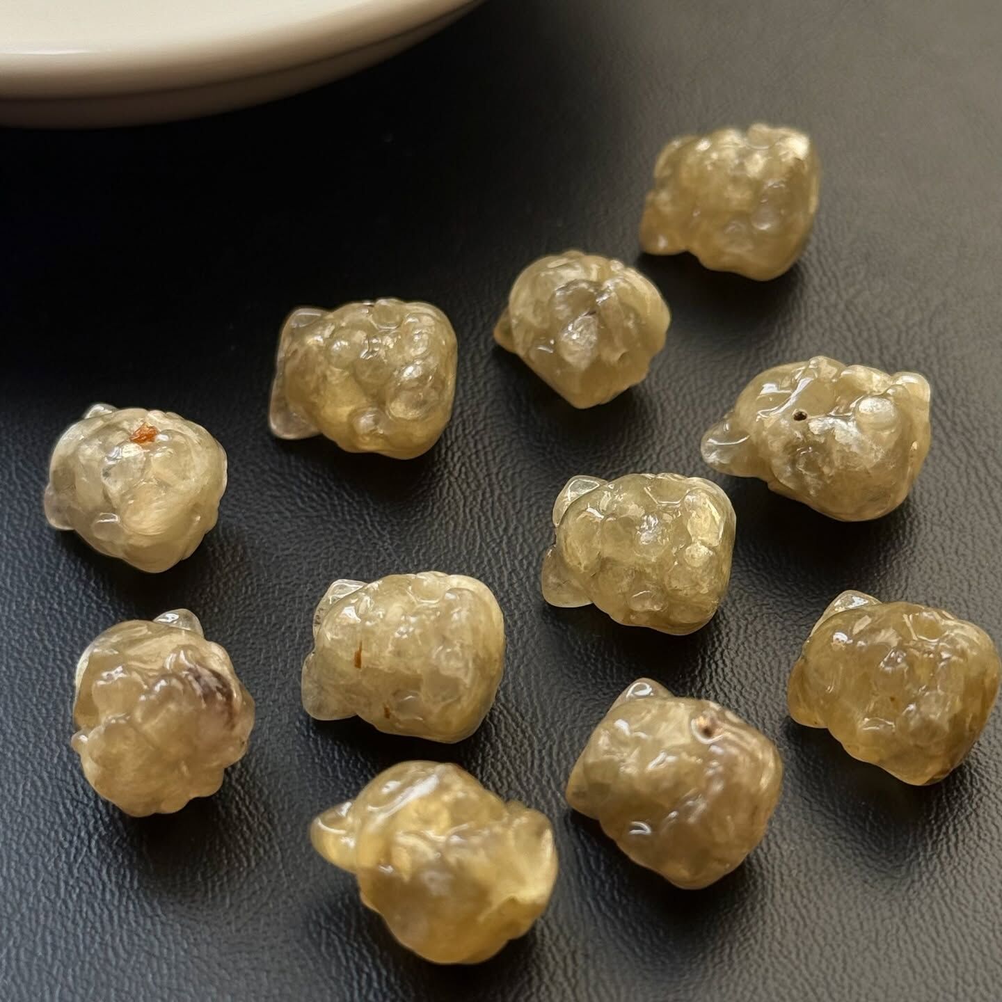 [原石] 金雲母 九尾狐 通孔