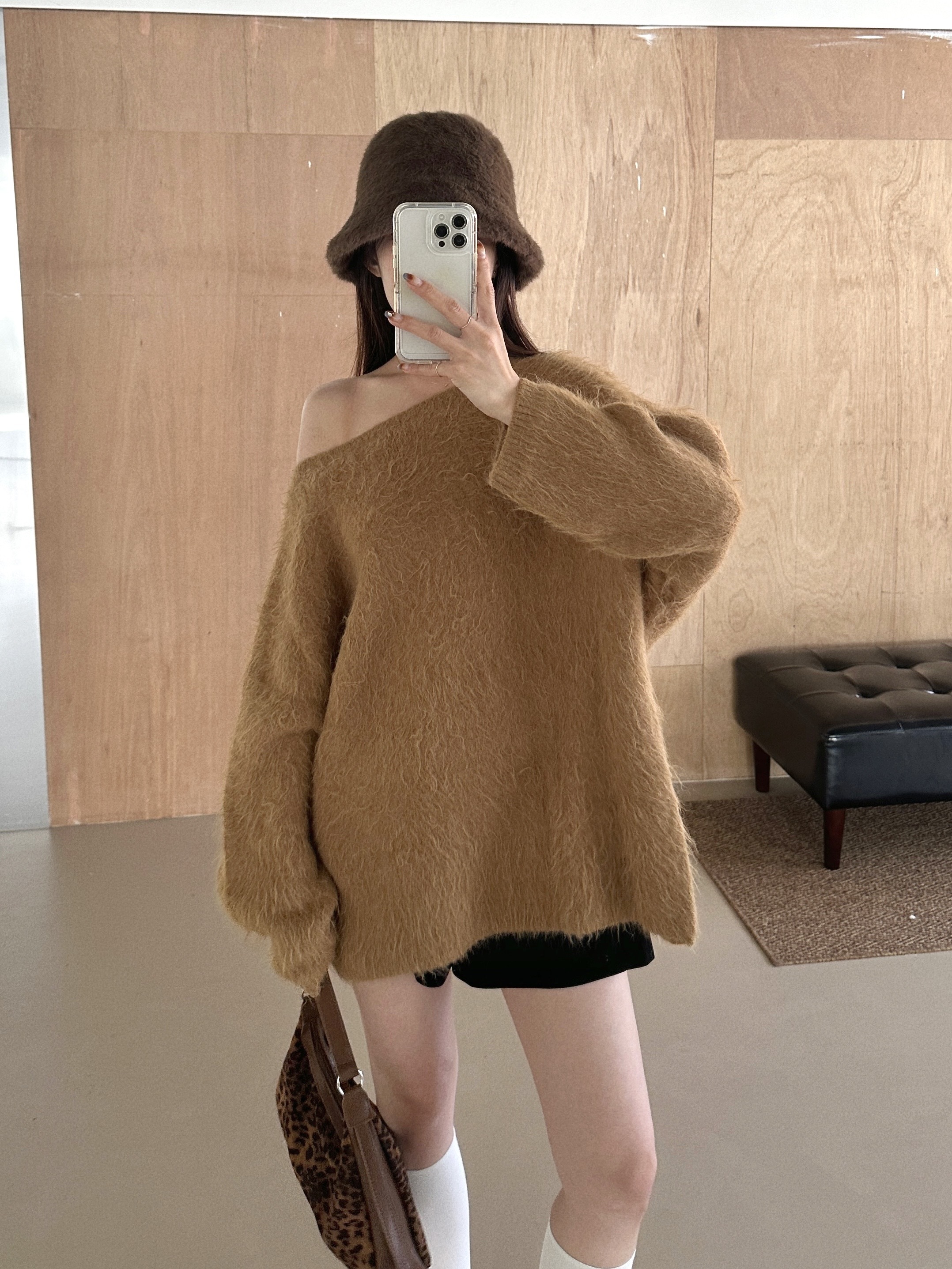 超美！長毛可斜肩長版寬鬆毛衣