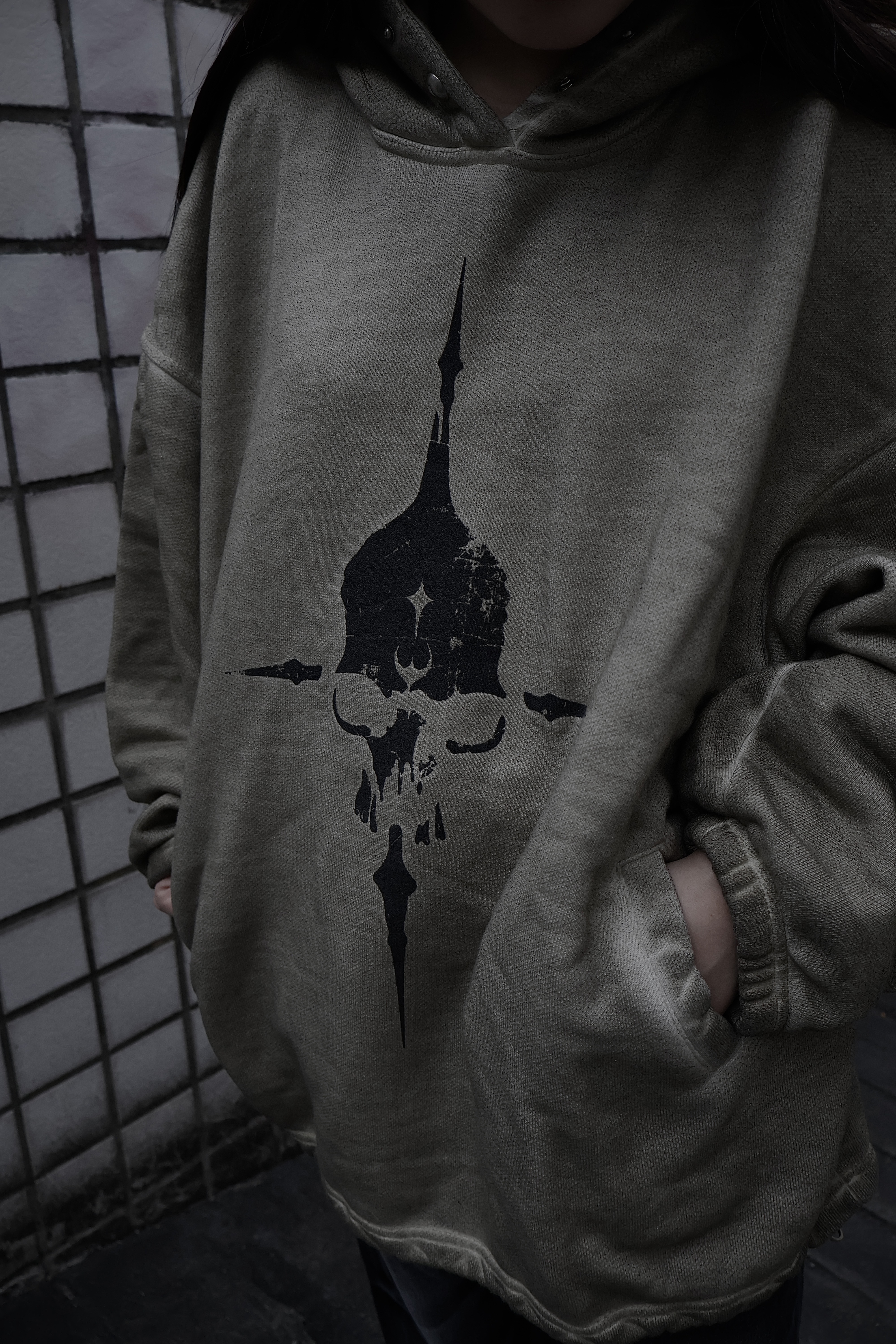 <快速出貨> THUG CLUB 做舊抽繩  鉚釘骷髏 帽踢