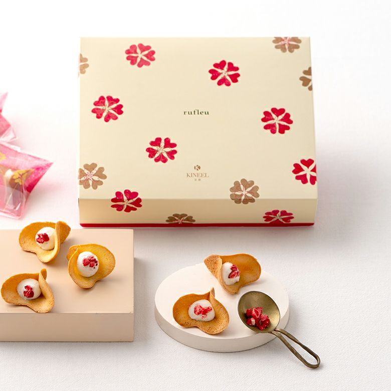 【年賀精選】KINEEL 奶油花瓣貓舌餅(香草)
