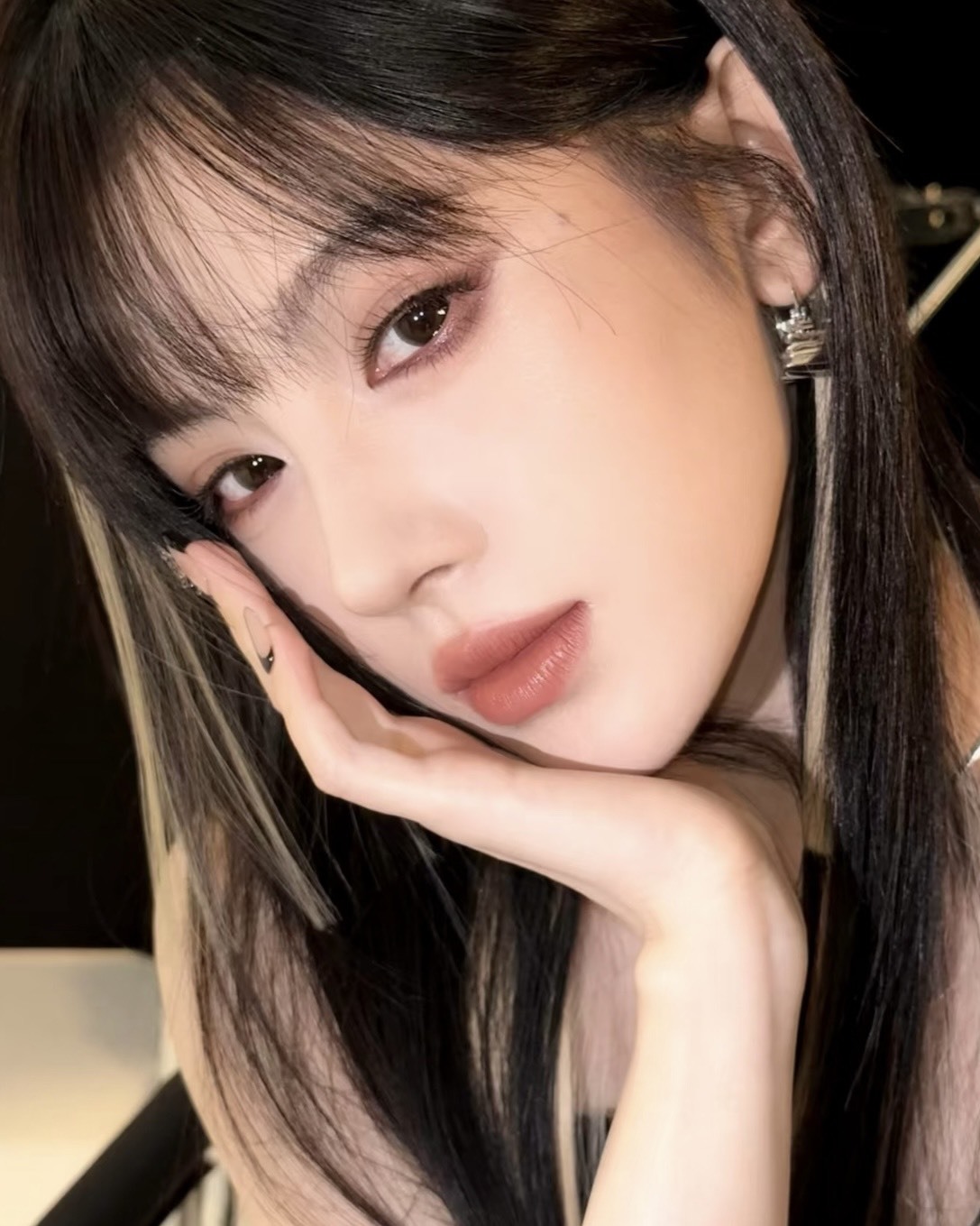 <素顏之神>MAC ximal 極自我 柔霧 唇膏3.5g#683 肉桂蜜桃杏