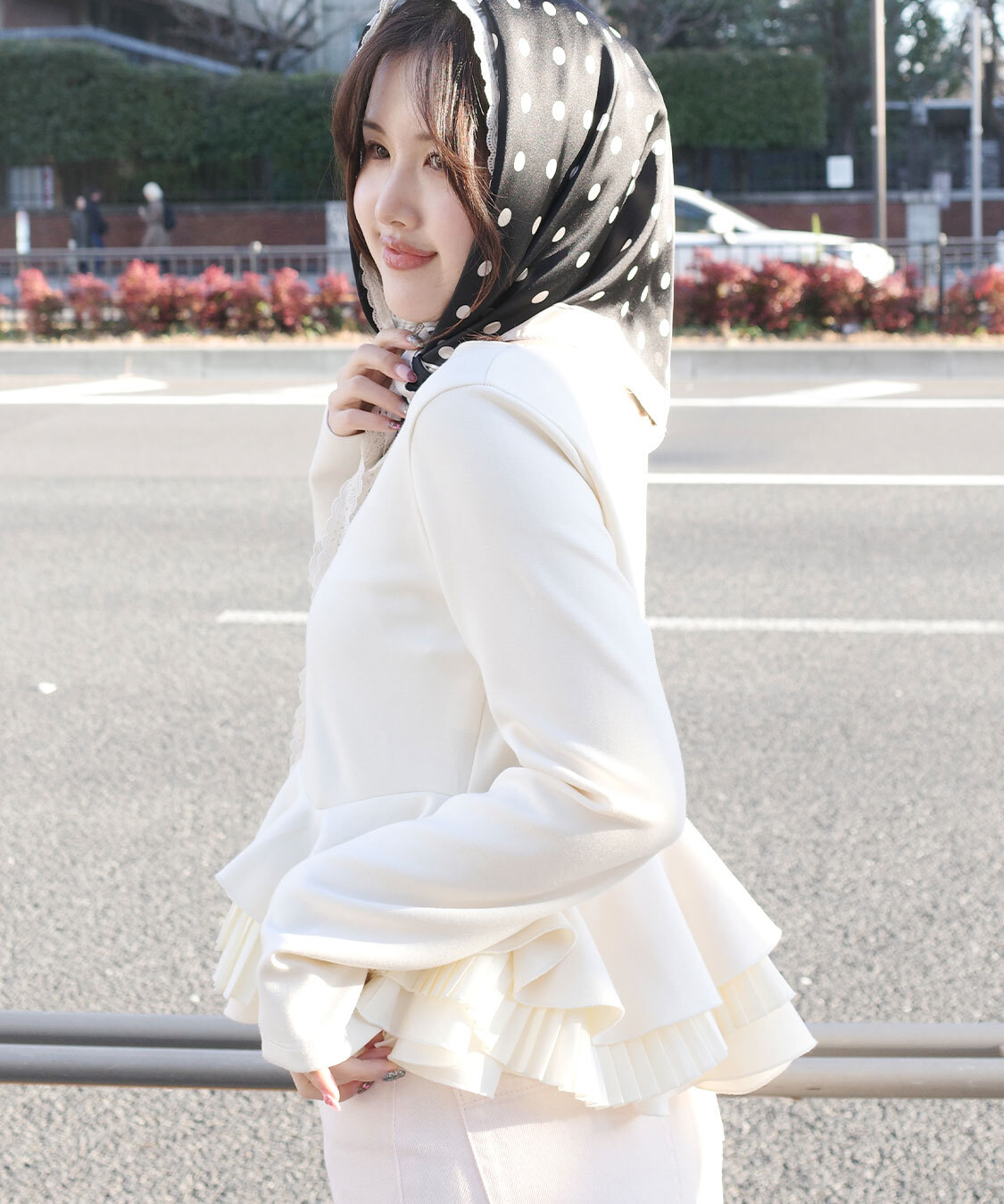 [預購] COCO DEAL隨機荷葉拼接上衣