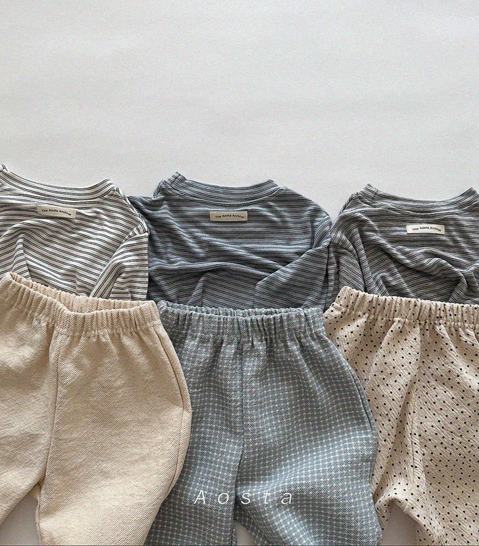 正韓春aosta 三色軟翻雲朵上衣