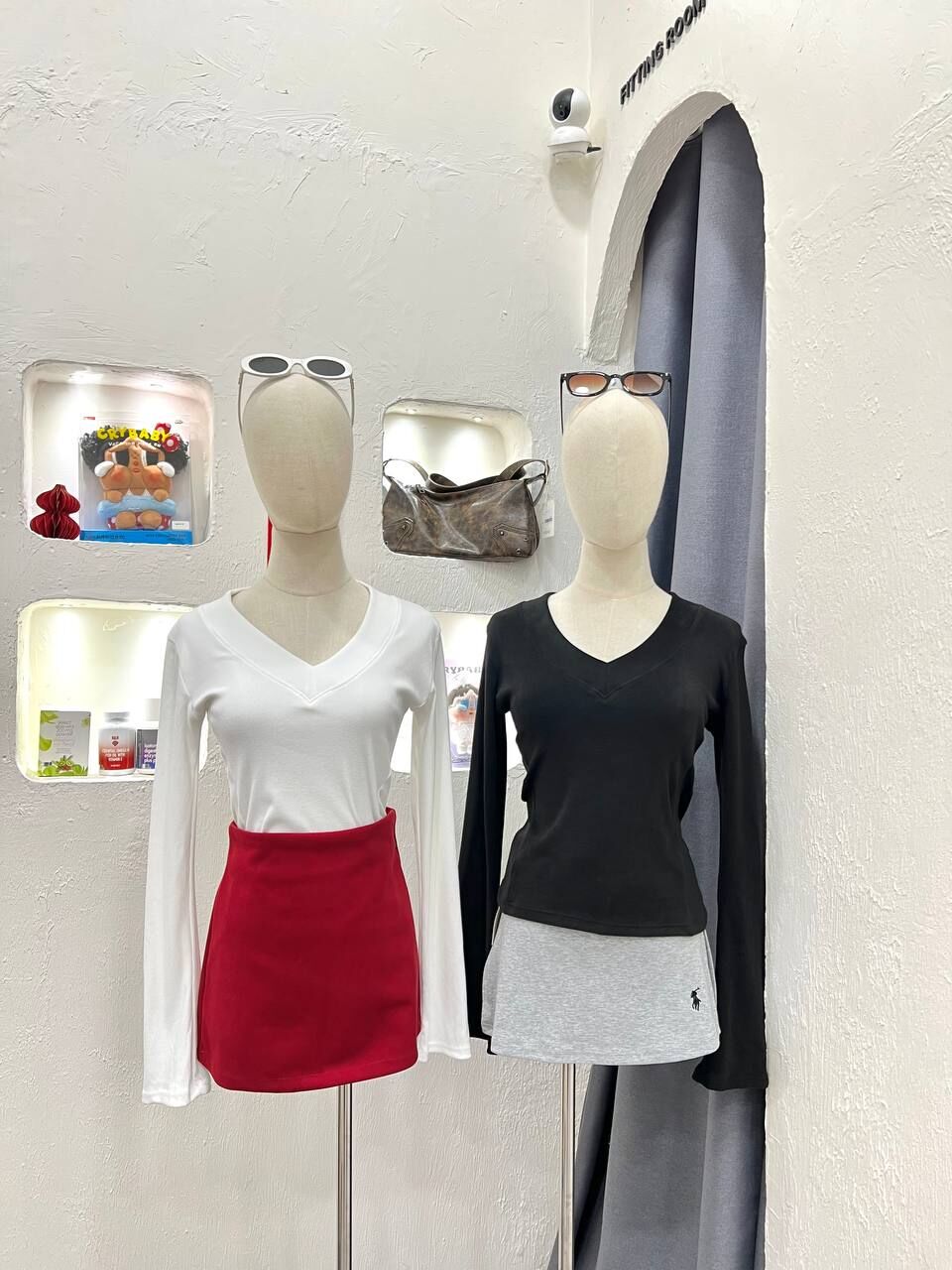 V neck Long sleeve