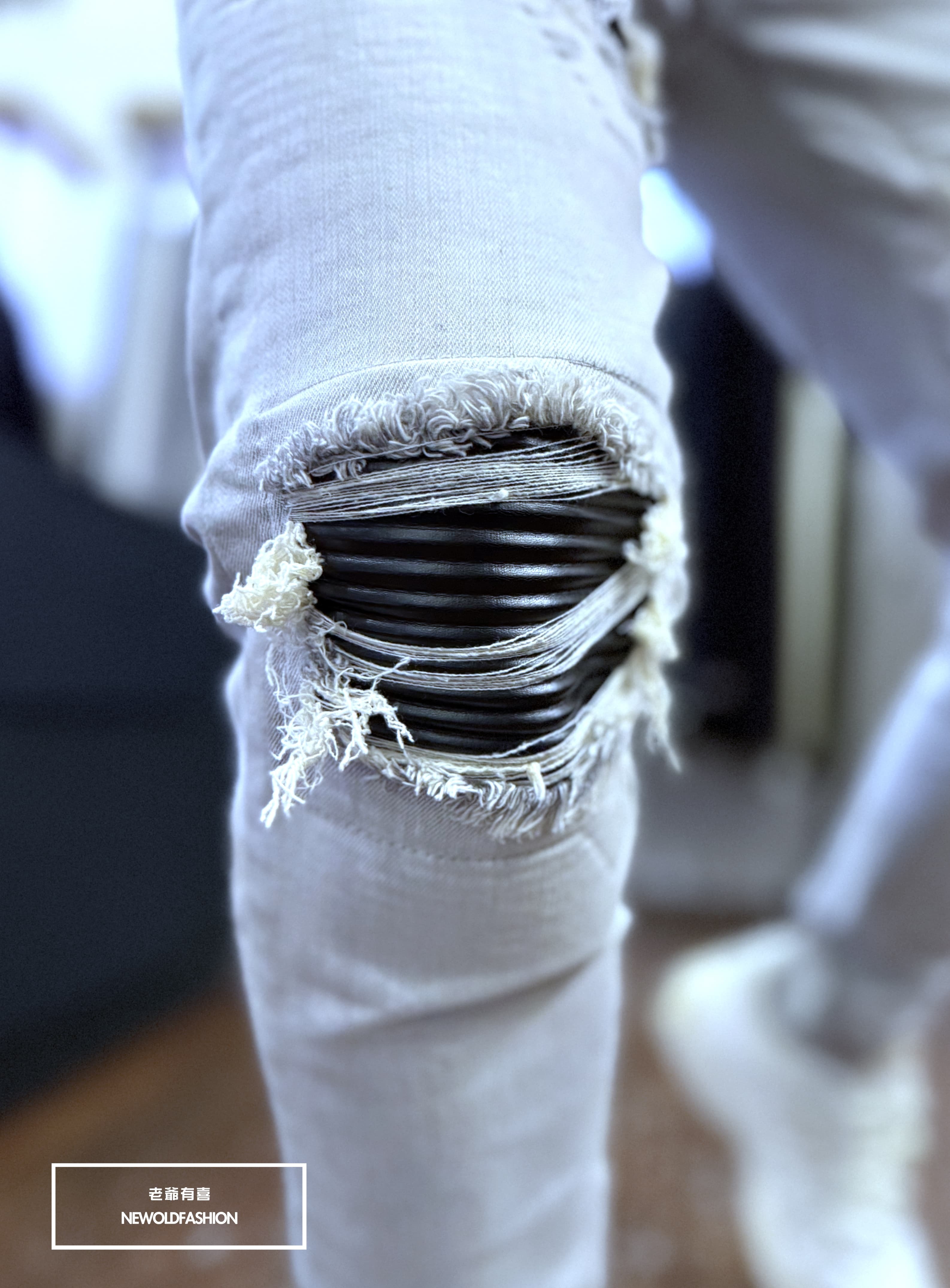 『官網限定』重磅淺灰白皮革小直筒(NOF25123060)