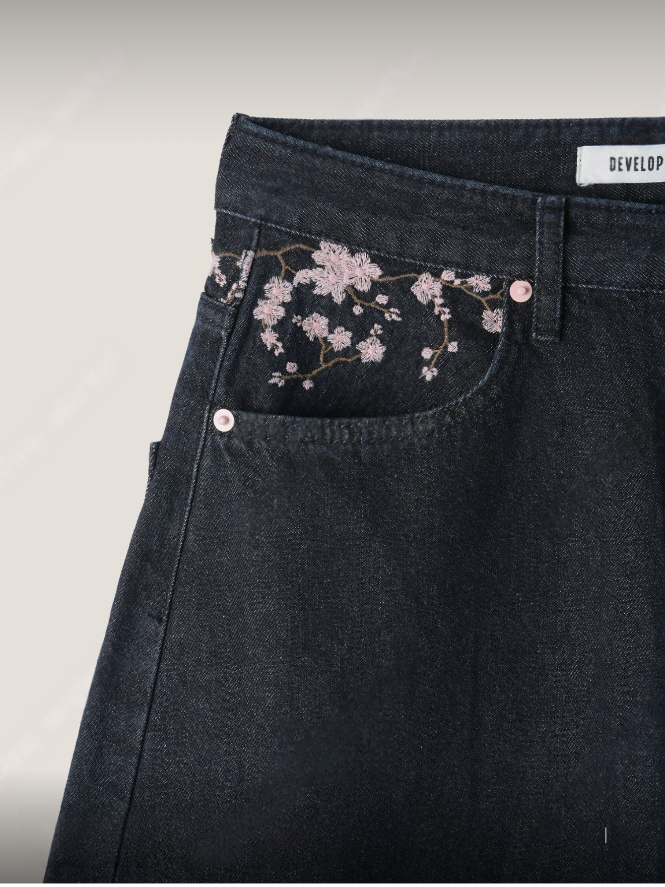 （3月韓國連線）P0224｜全韓熱賣！櫻花🌸刺繡彎刀褲💗ྀི