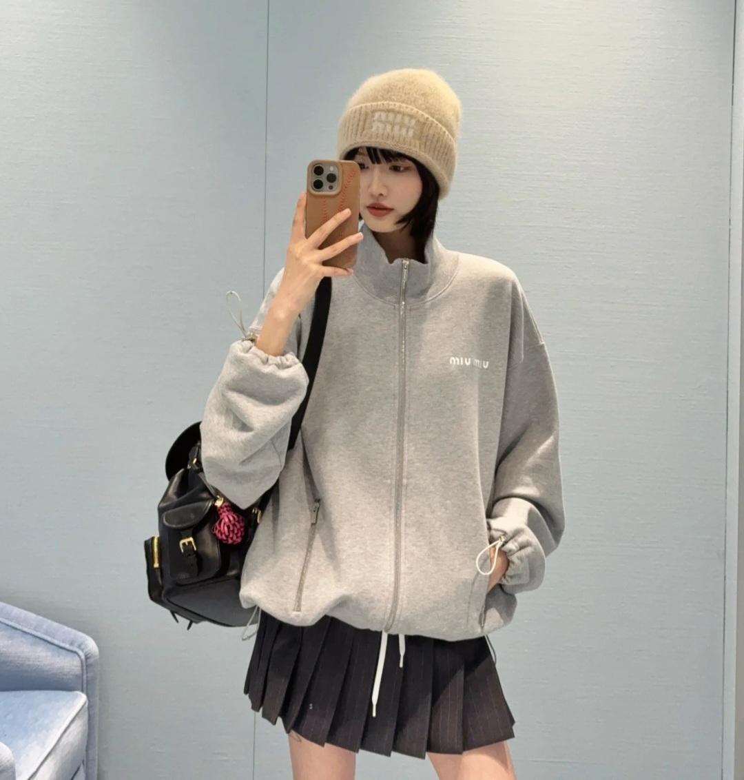 Miu miu 灰色 拉鏈 外套