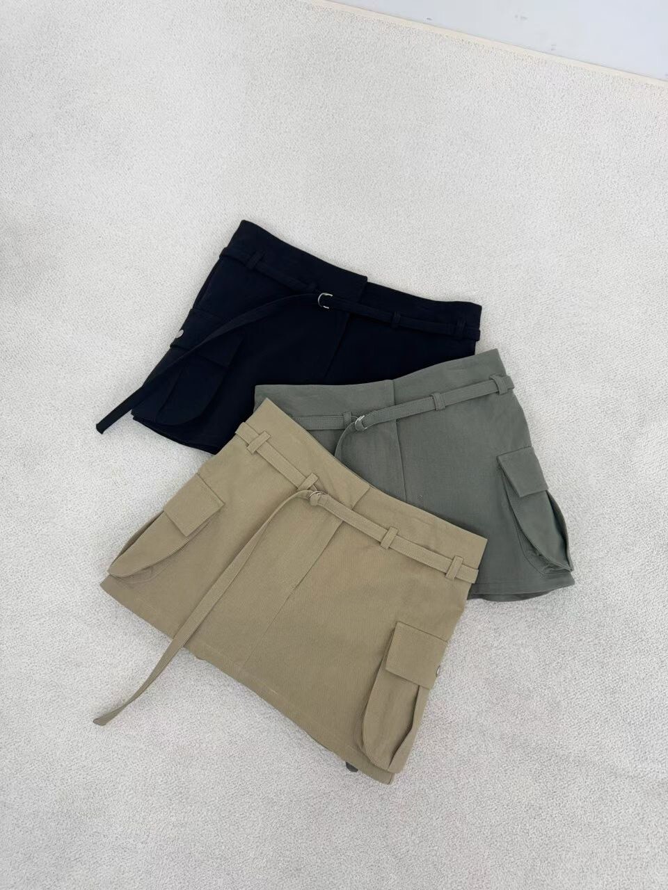 細腰帶雙側口袋短褲裙