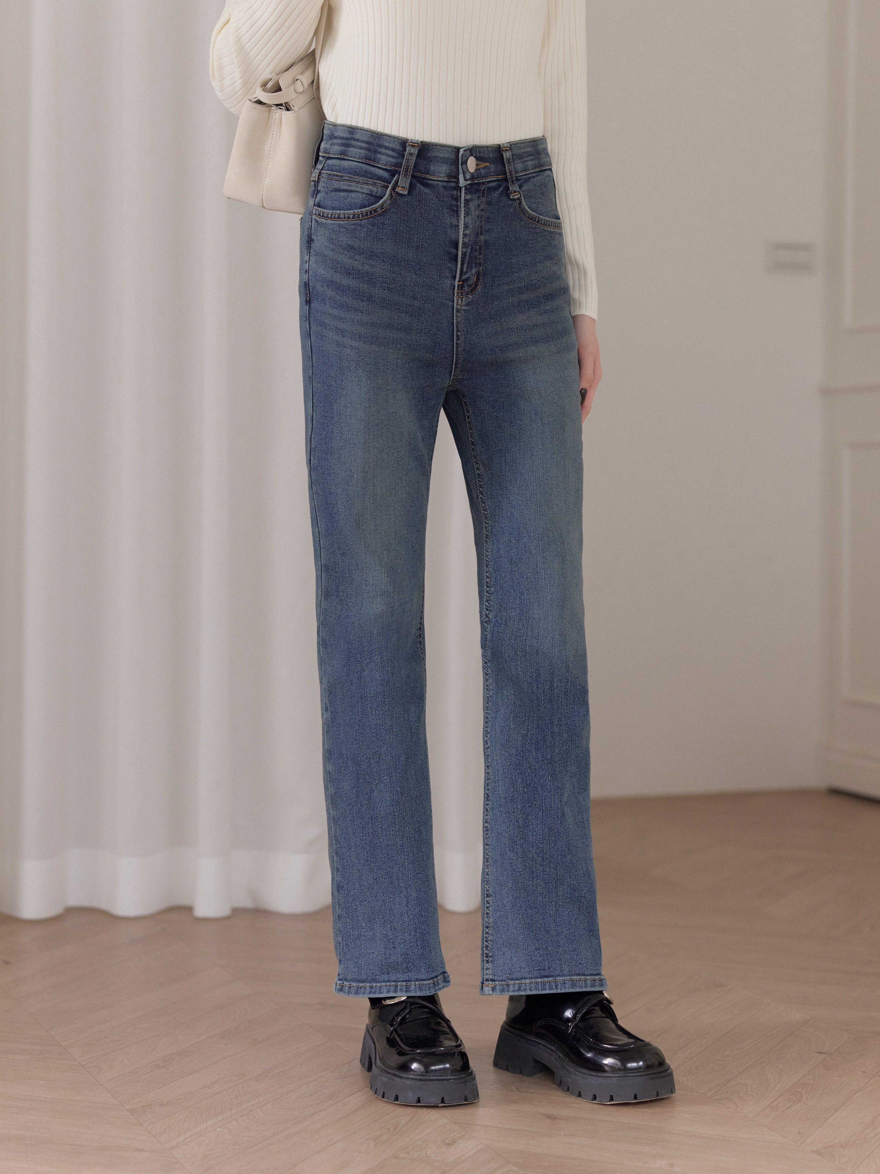 高包覆中藍彈性牛仔褲