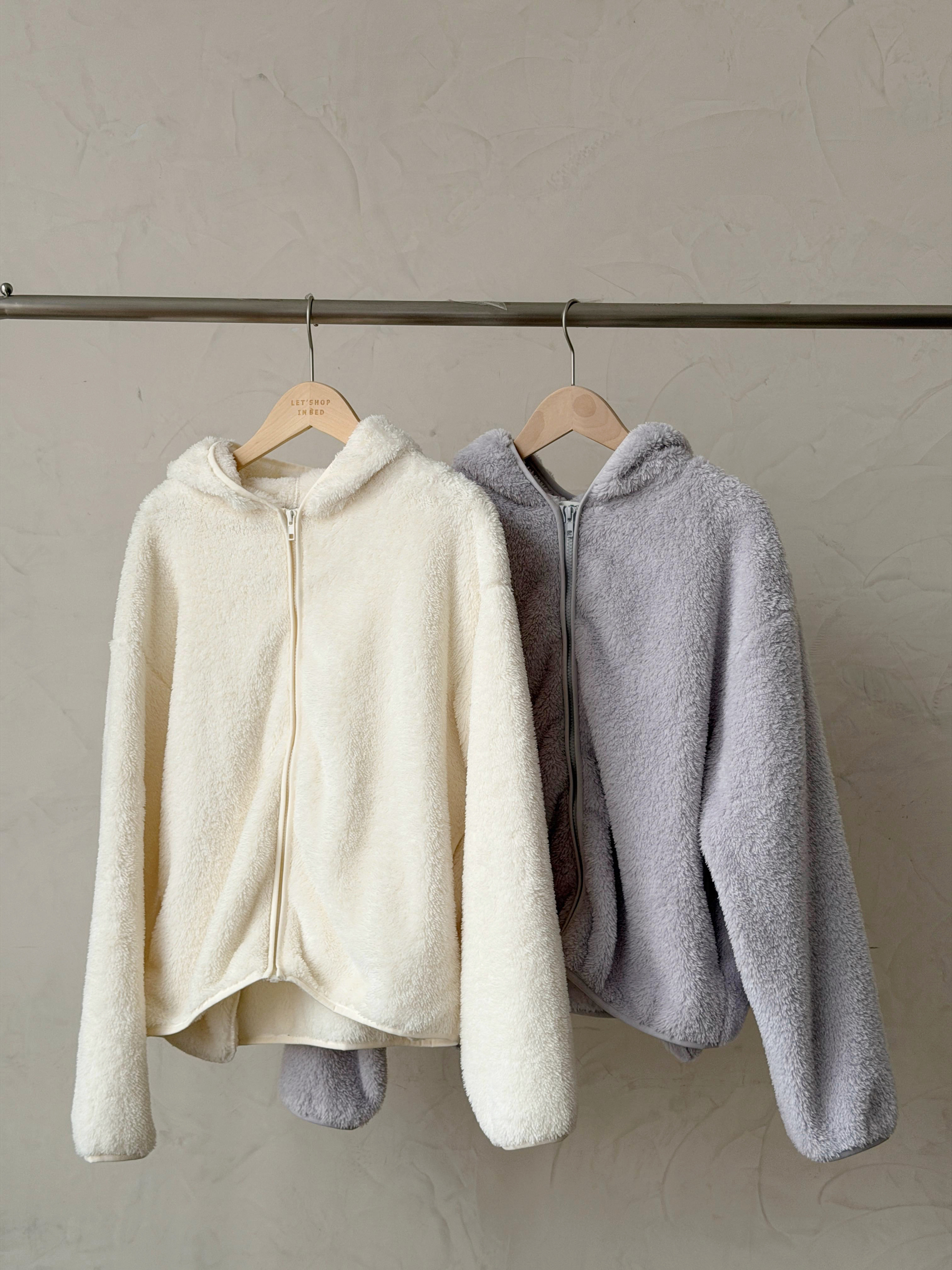 KR445 暖笠笠有帽毛毛褸-2色