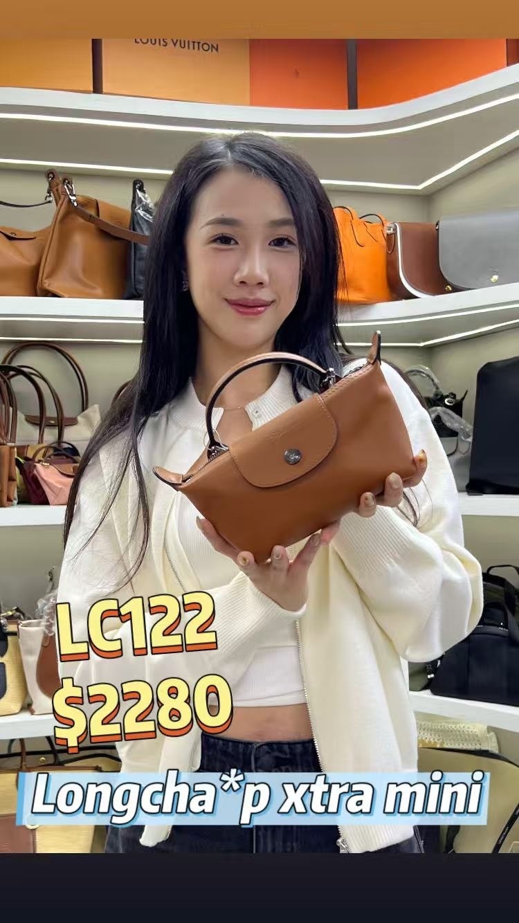 LC122   LE PLIAGE XTRA 迷你皮革手提包 34205 987 M19 -T