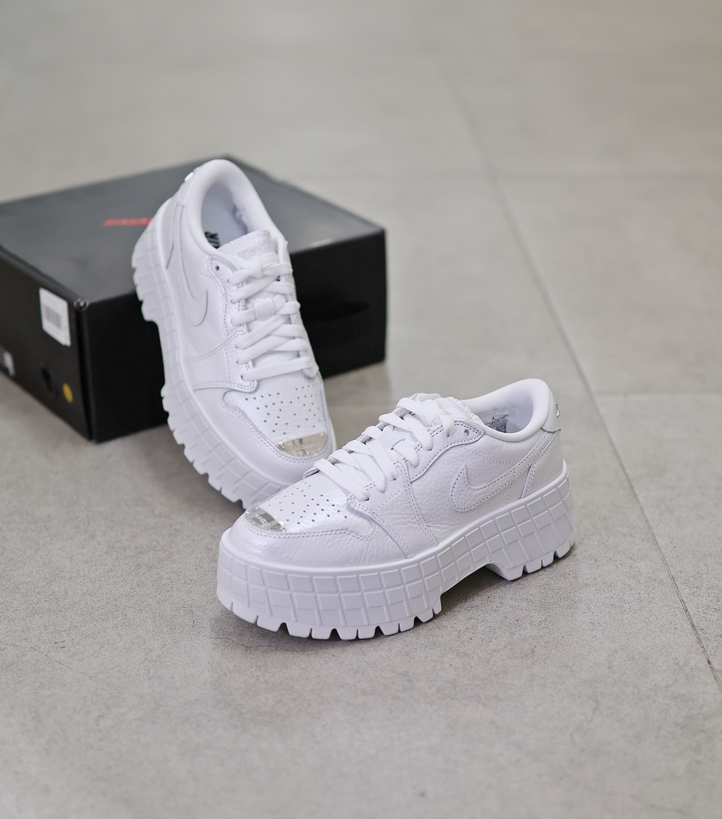 Nike Air Jordan 1 Brooklyn Low Sliver White銀白珍珠白限定 HF3184-100