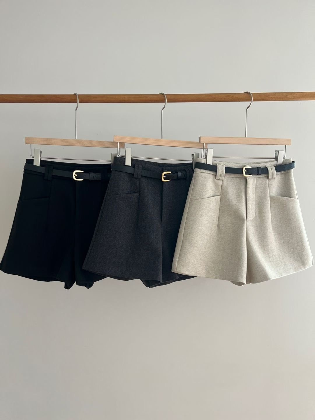 初春百搭- 人字紋顯瘦短褲💞