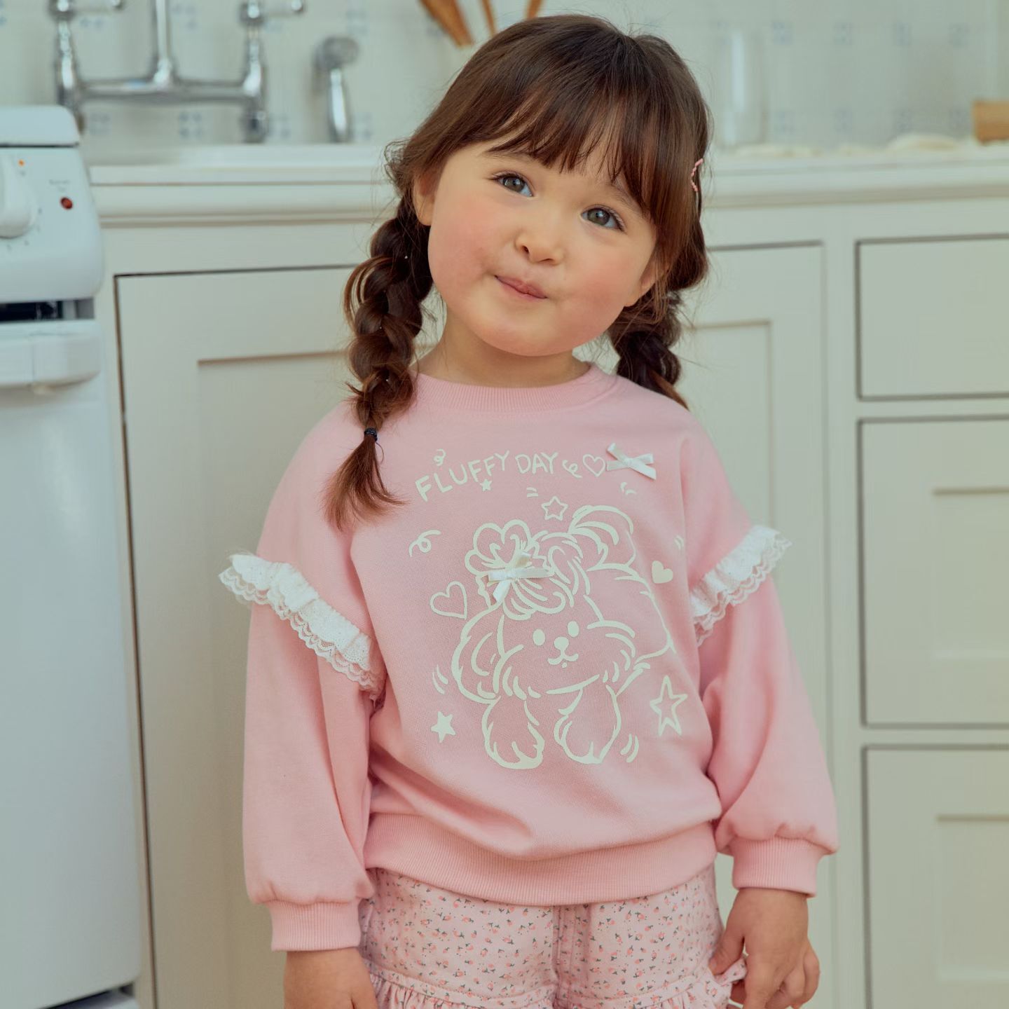 KR 1st blue Q版LACE邊長袖上衣 | 2色