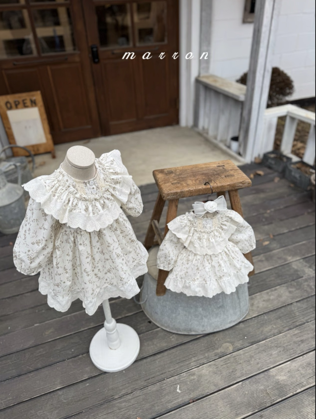 Marron Agnes One-piece