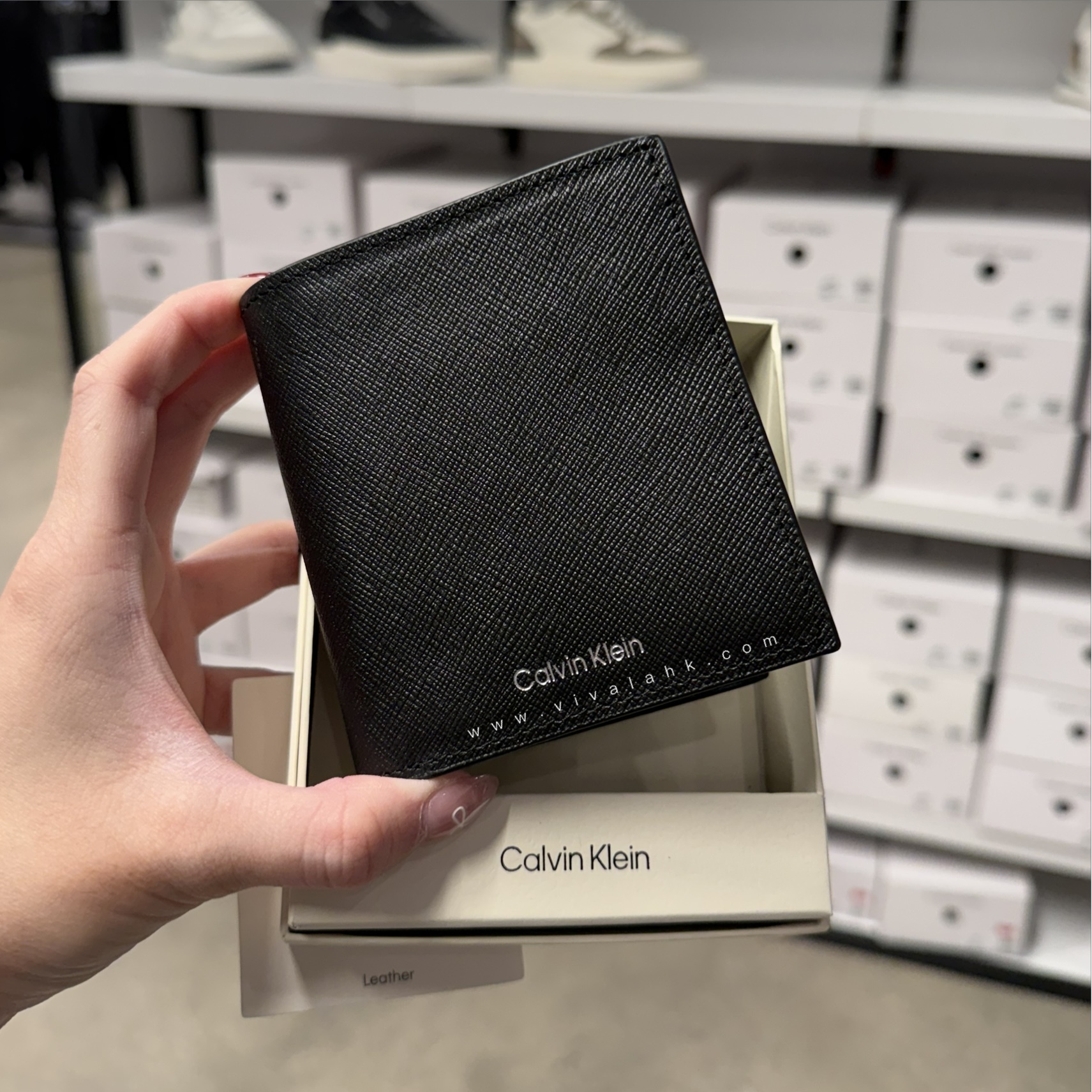 Calvin Klein - 男裝對摺薄款短銀包 (相位+紙幣位) (十字皮) (4D1058G)