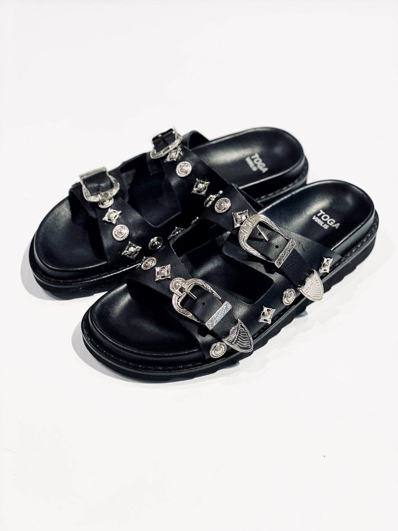 TOGA PULLA / Buckle Sandal