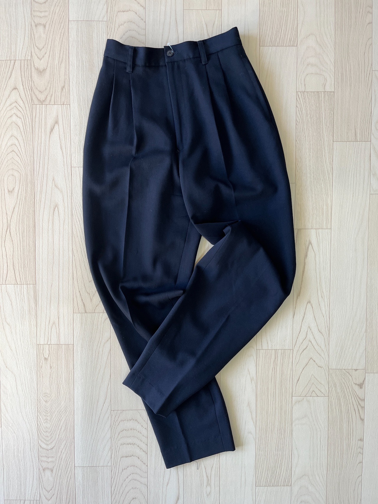 深藍色羊毛長褲