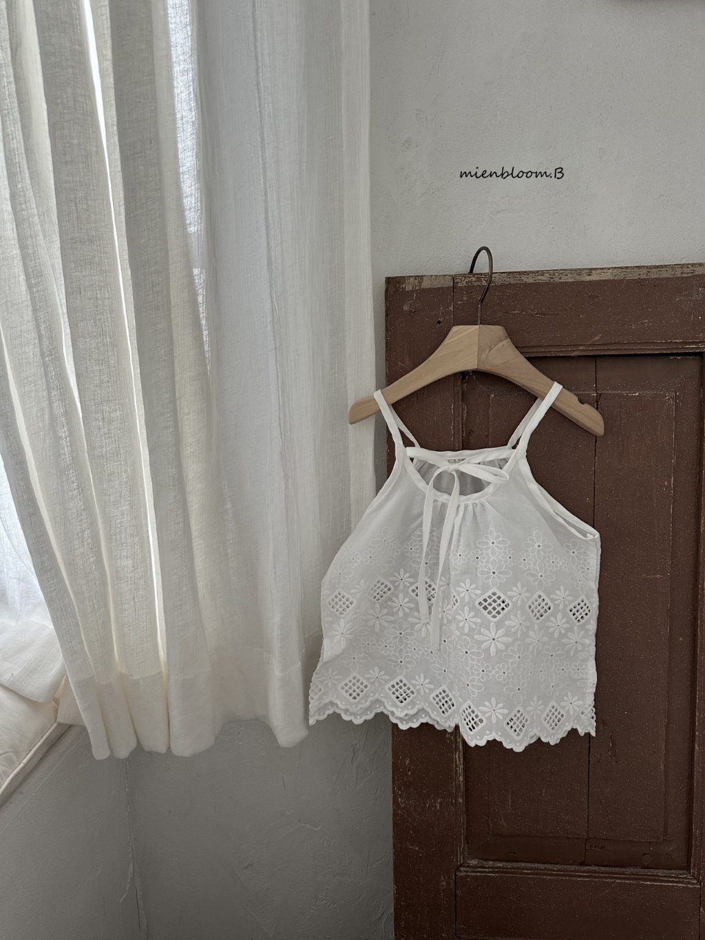 正韓春 Mien 嫩嬰疊穿雕花背心裙