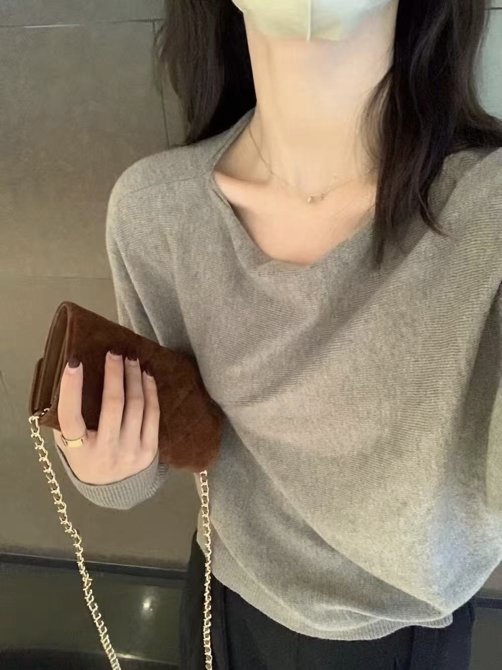 225 溫柔鬆弛蝙蝠袖羊毛衣