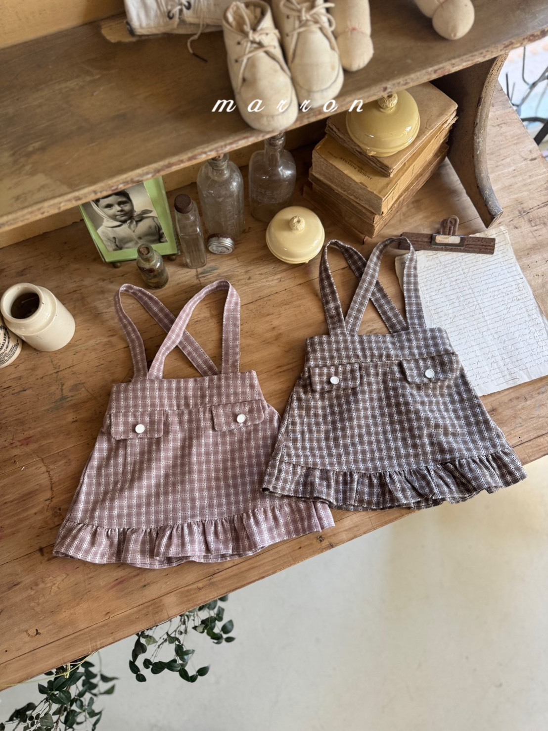 舊時光格紋吊帶裙