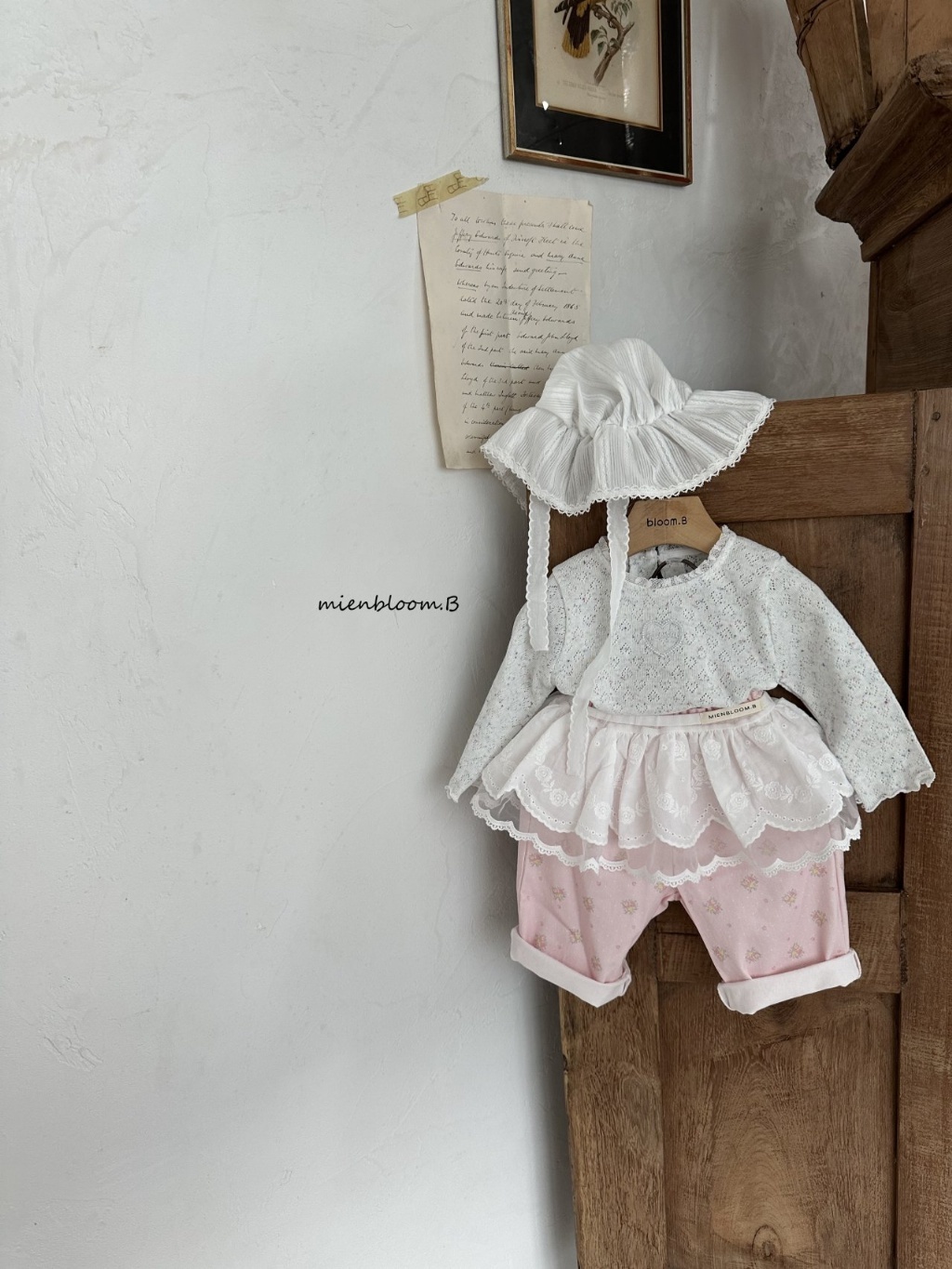 正韓春 Mien 嫩嬰/小童蕾絲拼接愛心壓紋上衣