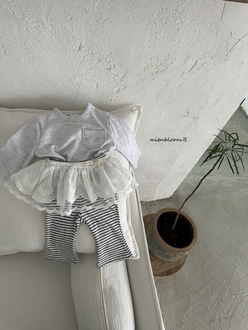 正韓春 Mien 嫩嬰兩色大地色小口袋上衣