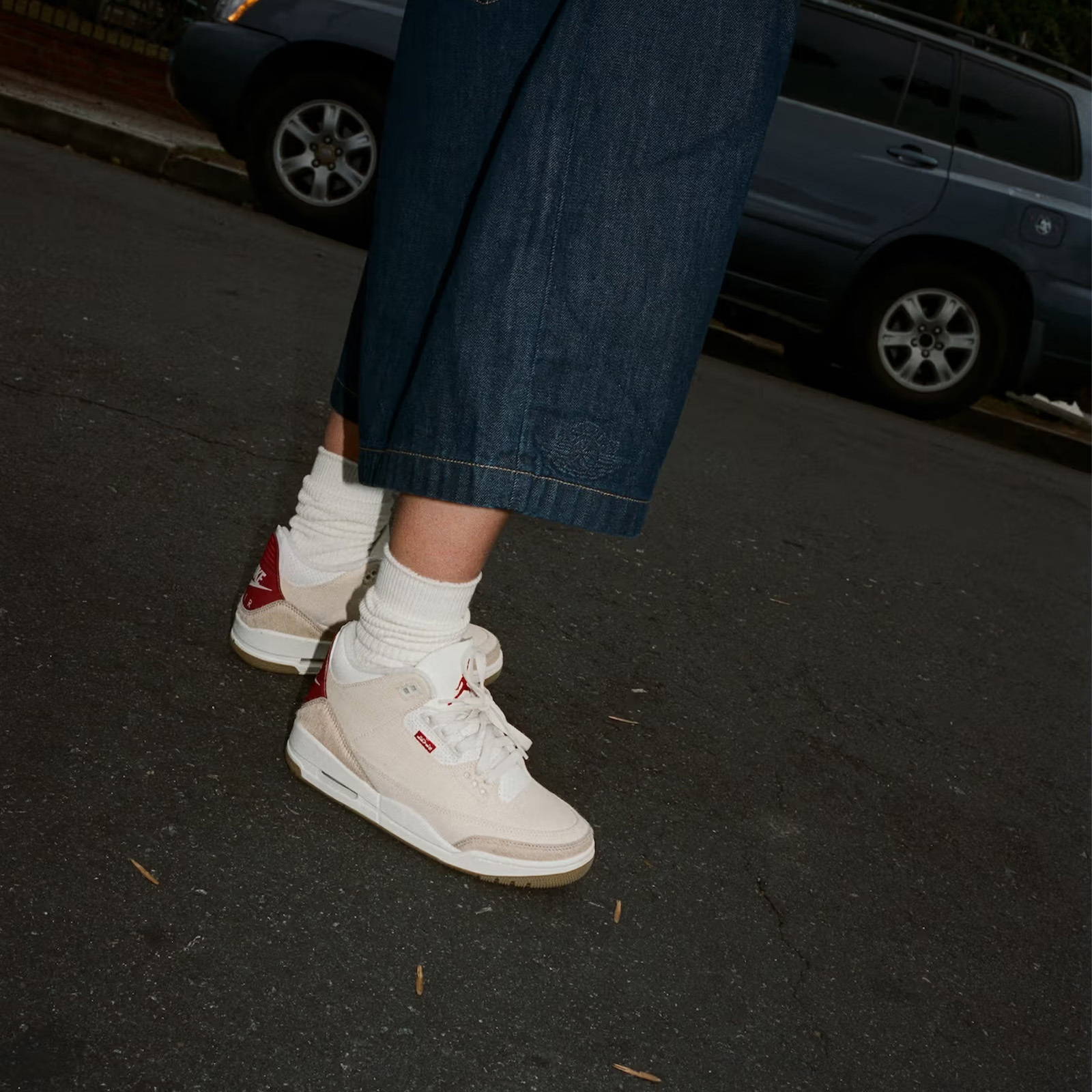 Air Jordan 3 x Levi's 聯名款 馬年限定 米黃 單寧 帆布 牛仔布 紅標 刺繡 AJ3經典復刻 IR0910-400