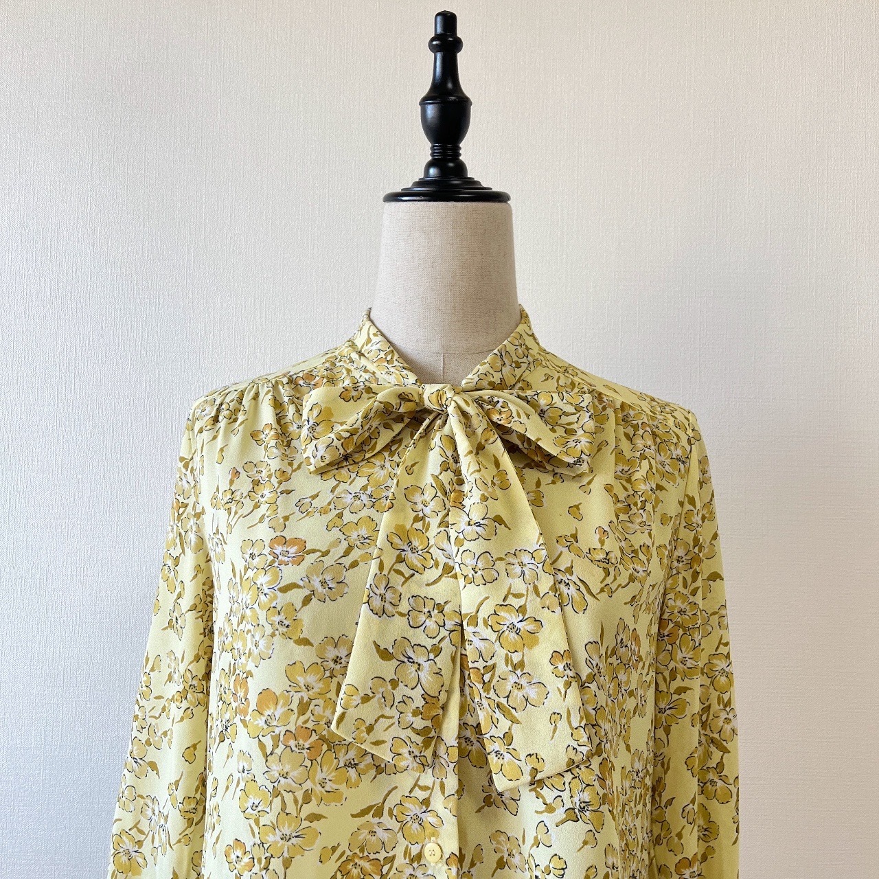 黃色花卉蝴蝶結古著上衣