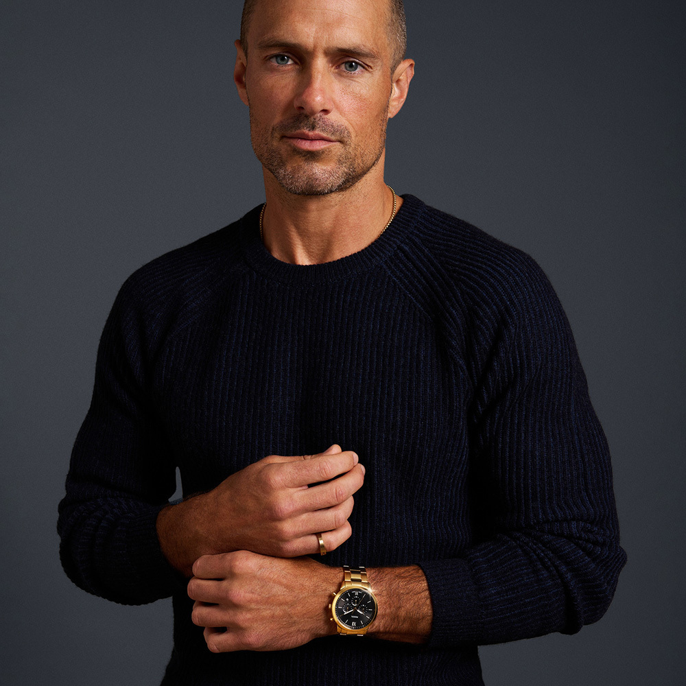 Neutra 新雅仕計時手錶 金色不鏽鋼錶帶 42MM FS6093