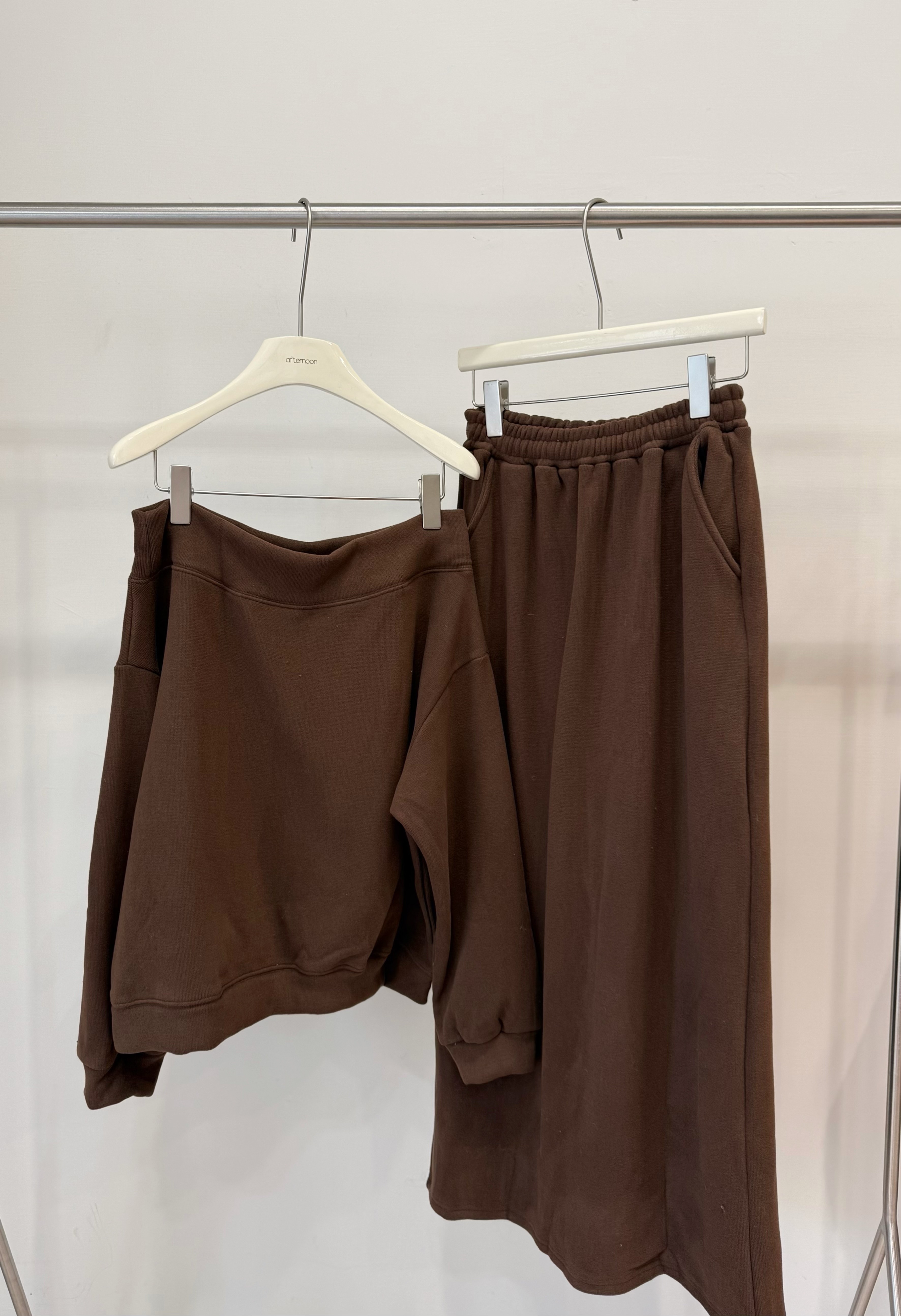 061 女神一字領+後開衩棉裙套裝(整套內磨毛)