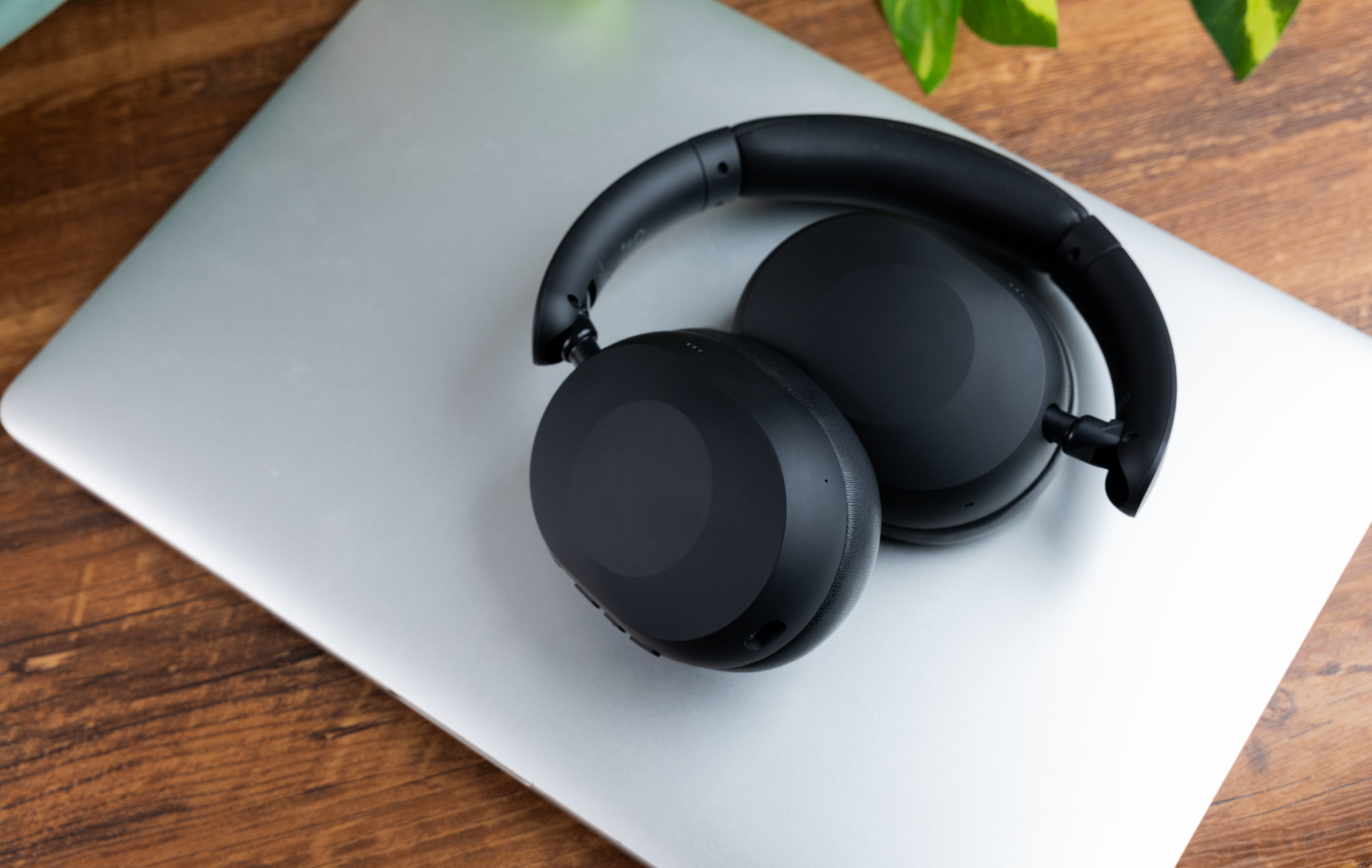 Final Audio UX1000 頭戴式無線降噪耳機