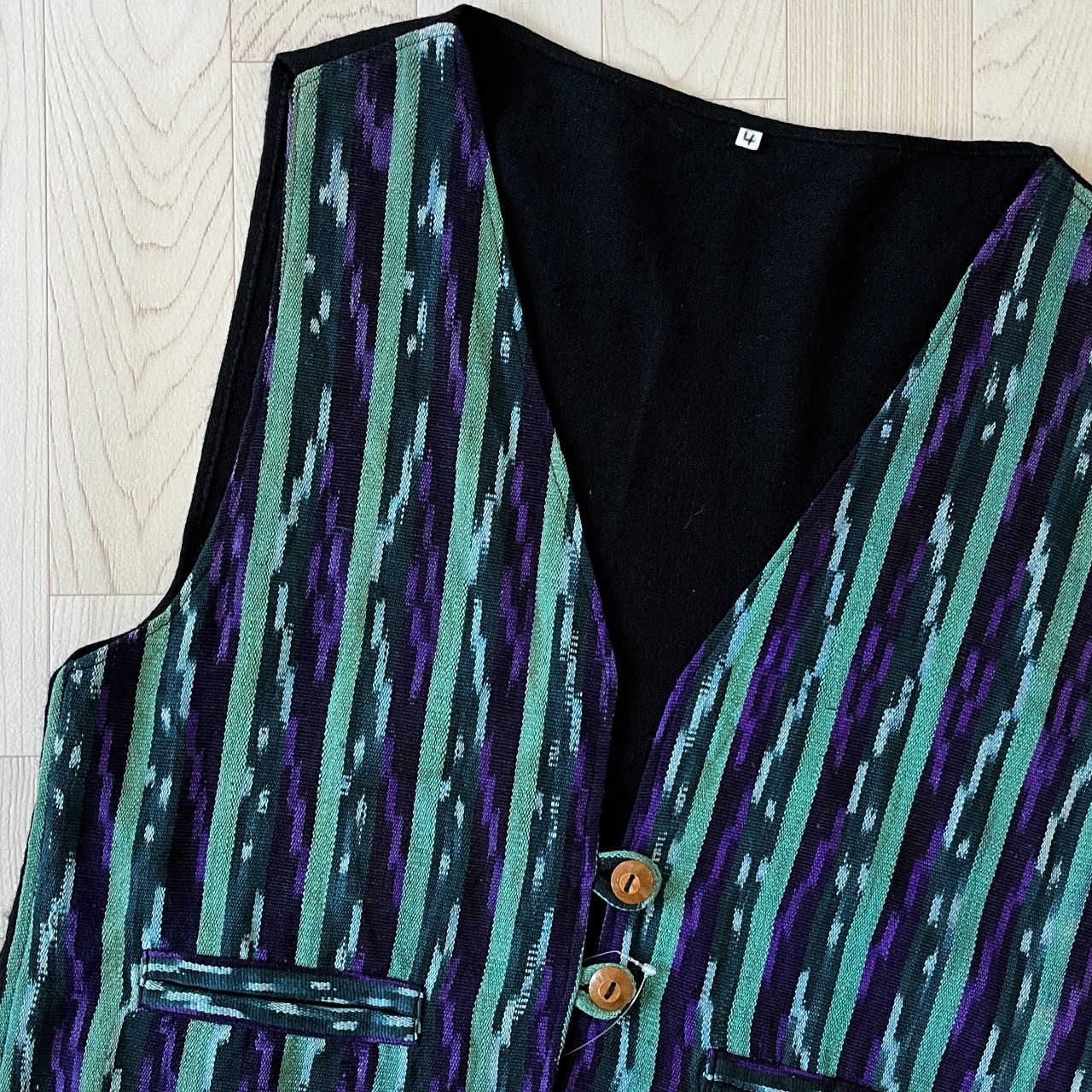 綠色條紋針織馬甲