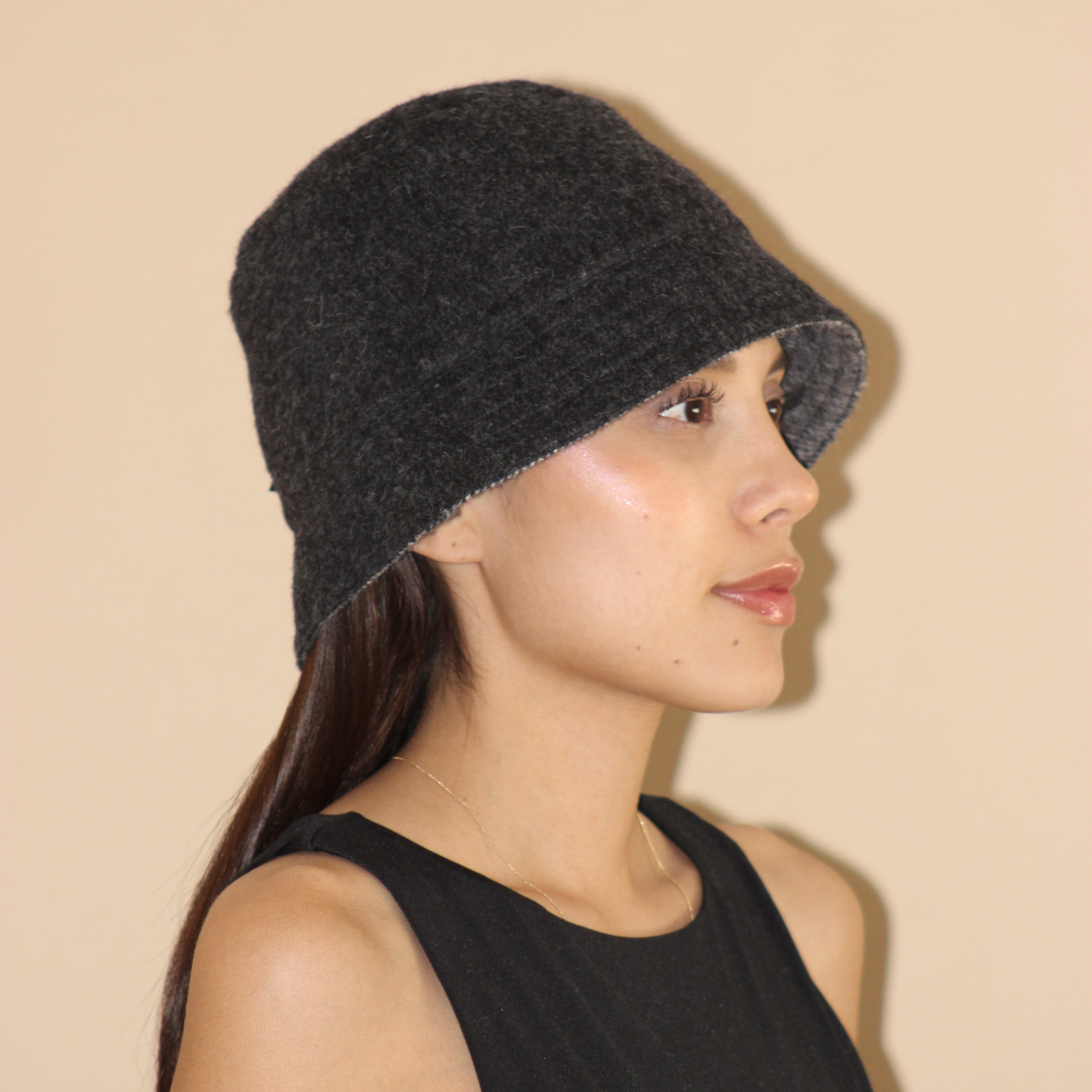 羊駝毛氈雙面漁夫帽｜線條灰/黑｜秘魯