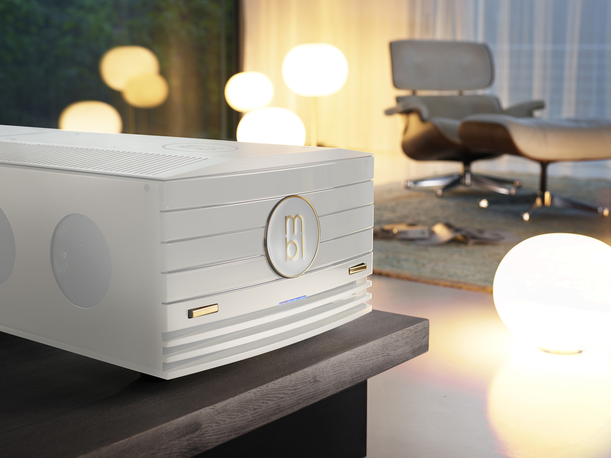 MBL Reference 9011 A Power Amplifier 立體聲 單聲道功率放大器 White Gold