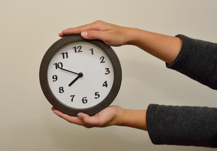 葉黃素什麼時候吃,葉黃素就能有效幫助吸收,早餐,午餐,早上,中午